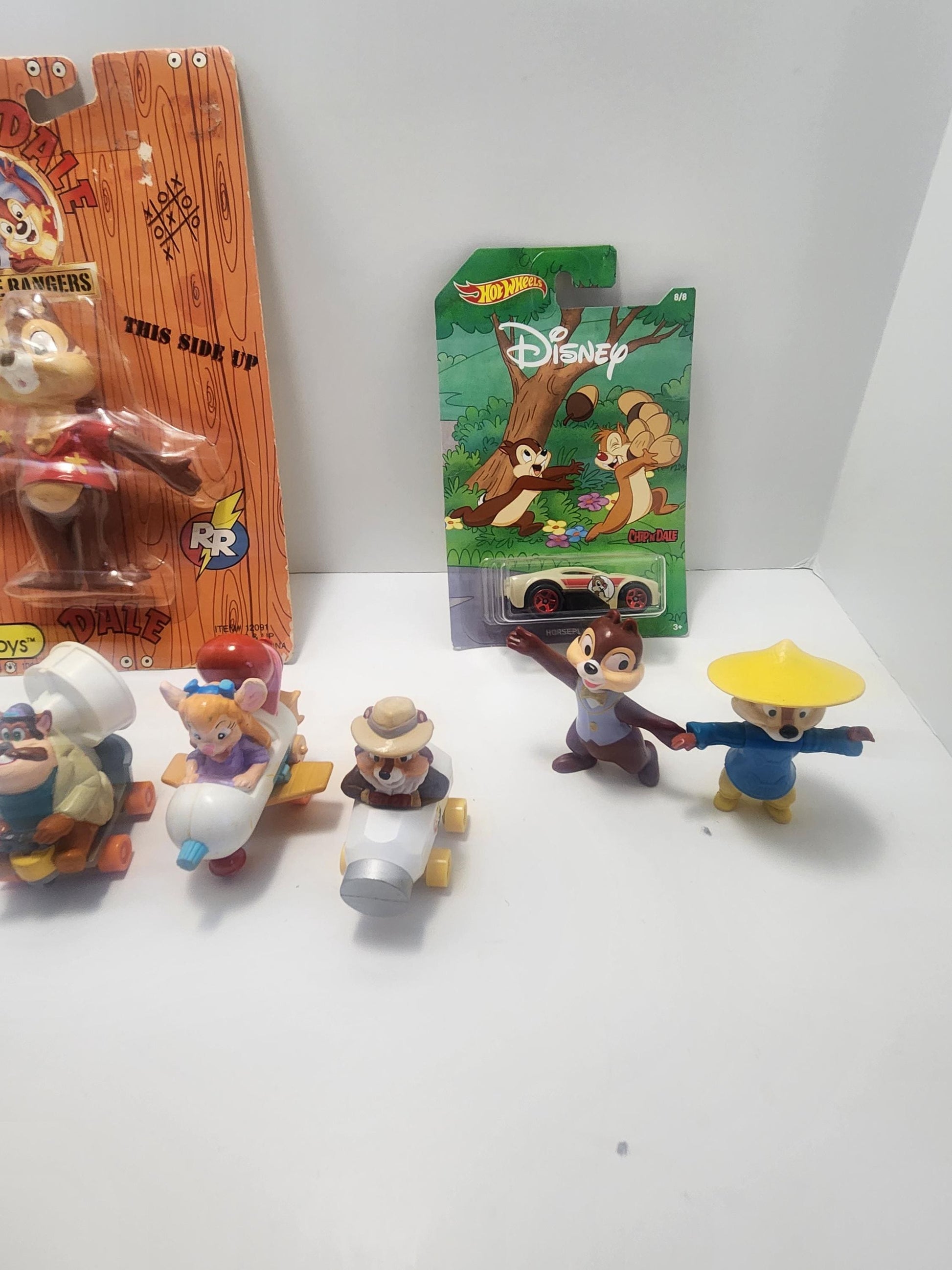 Chip And Dale Rescue Rangers Chipmunks Toys - Chipmunks - Chipmunks Toys - Rescue Rangers - Rescue Rangers Toys - Chip and Dale - Disney