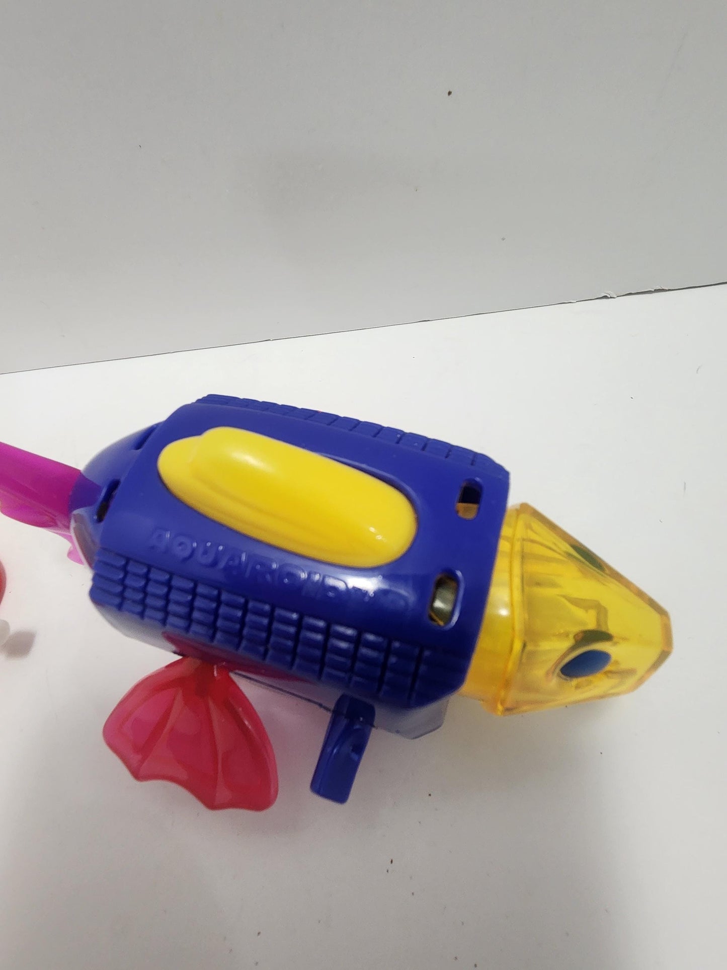 Wind Up Toys - Vintage Toys - Vintage Wind Up Toys - Happy Meal Toys - Fish - Wind Up Fish - Shoes - Shoe Toys