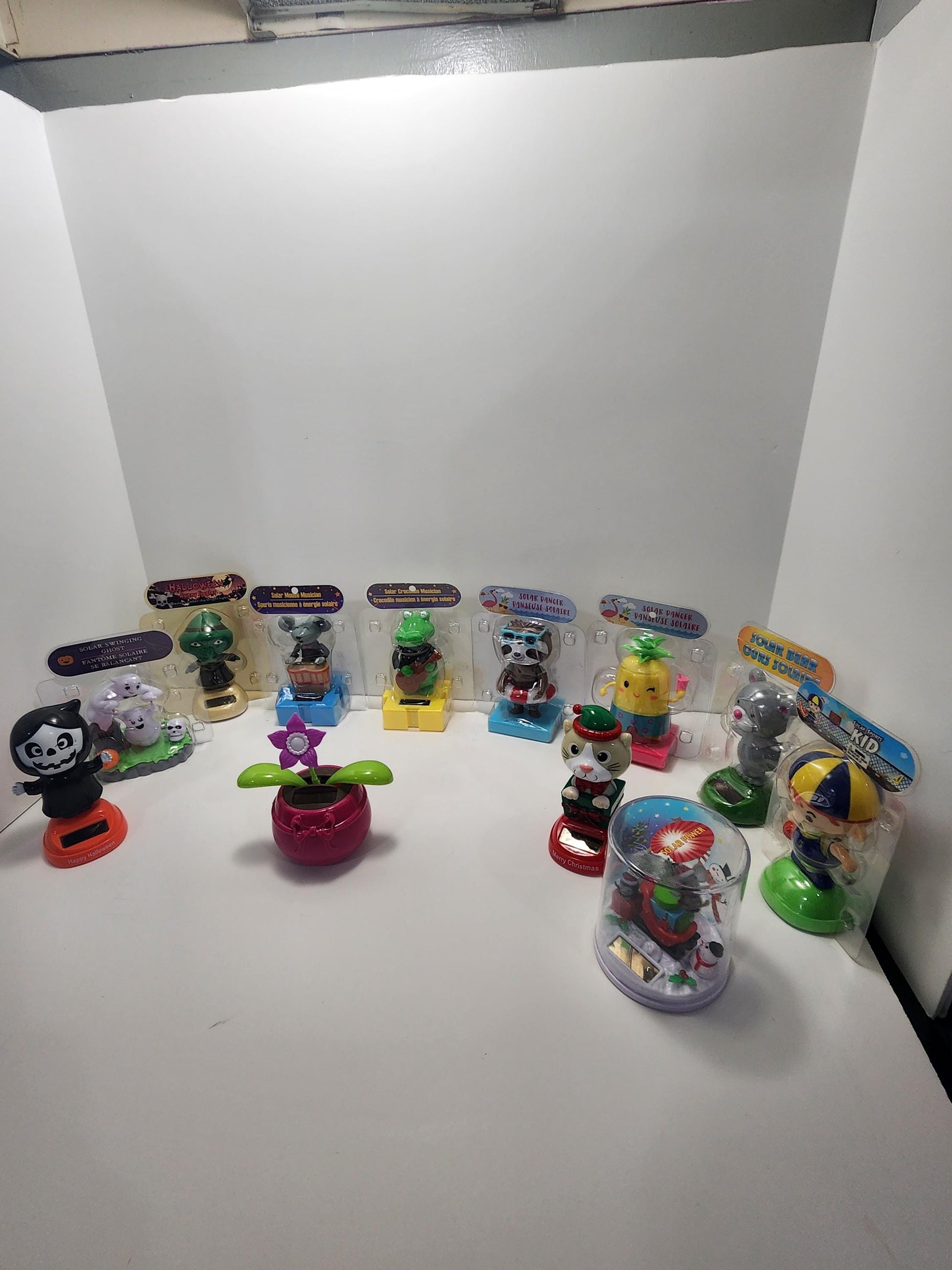 Elf Solar Figure - Christmas - Christmas Figures - Christmas Decor - Solar Figures - Solar Dancers - Christmas Solar - Christmas Decor