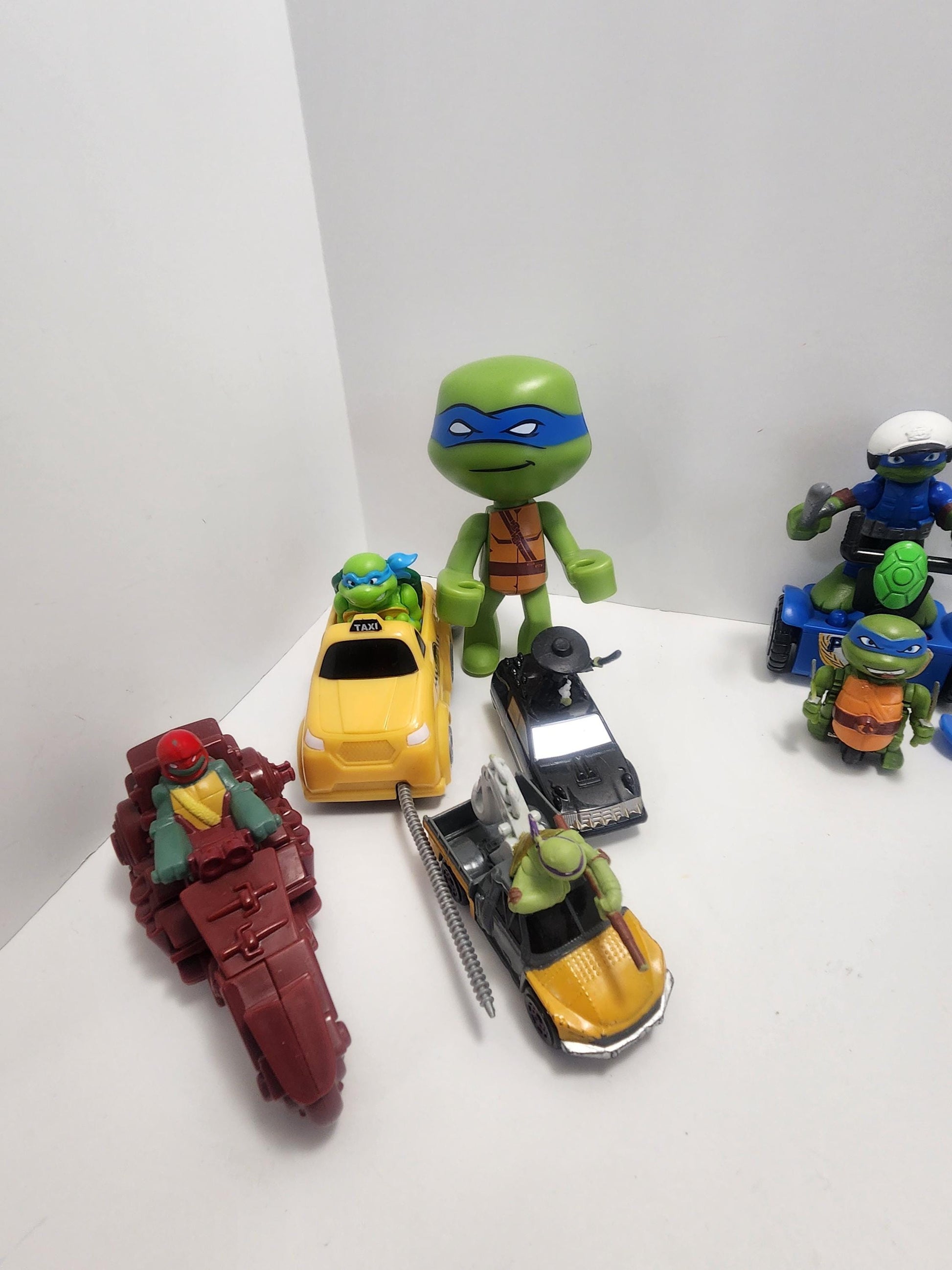 Teenage Mutant Ninja Turtles Vintage Toy Lots - Toy Cars - TMNT - Tmnt Toys - Nickelodeon - Teenage Mutant Ninja Turtles
