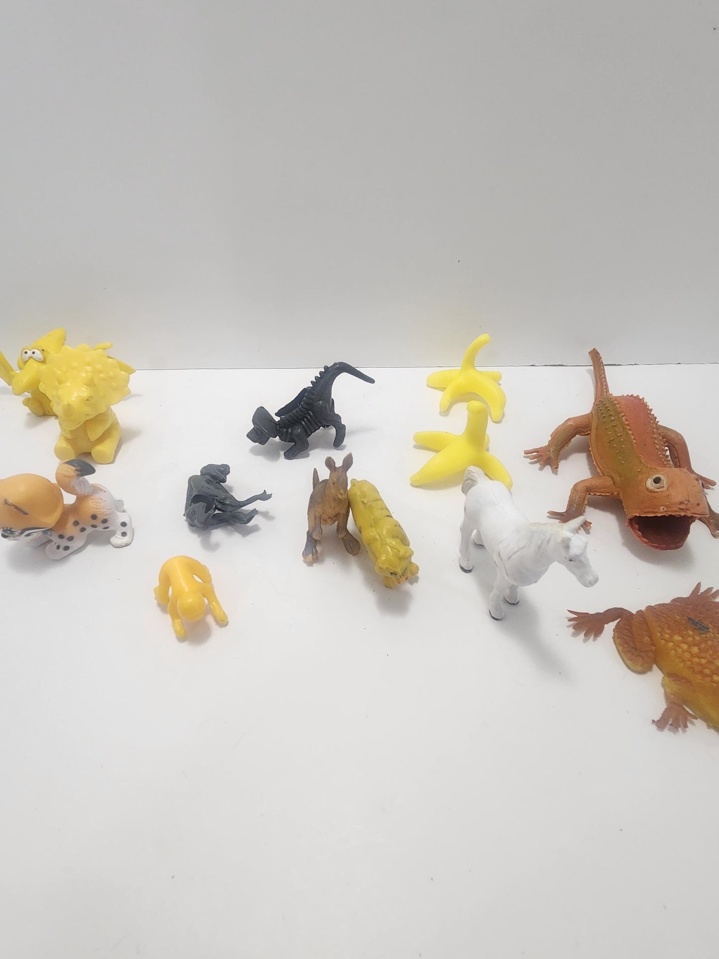 Pets and Animals Toy Playset Lot - Toy Lot - Cats - Pets - Animals - Animal Toys - Pretend Toys - Pretend Animals - Animal Figures