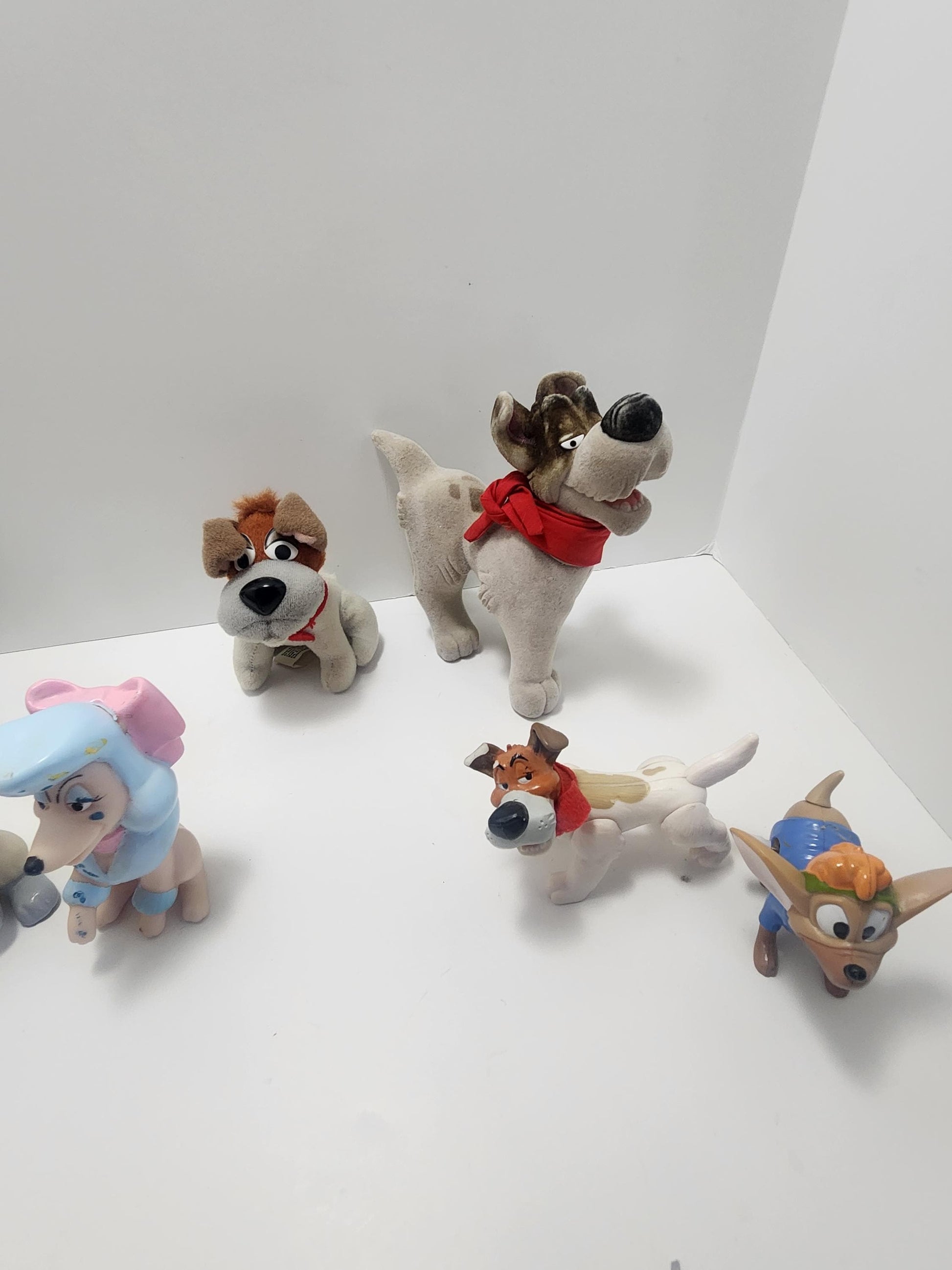 Oliver And Company Toys - Disney - Disney Toys - All Dogs Go To Heaven - Pvc Toys - Ornaments - Mcdonalds Ornaments - Dodger - Oliver