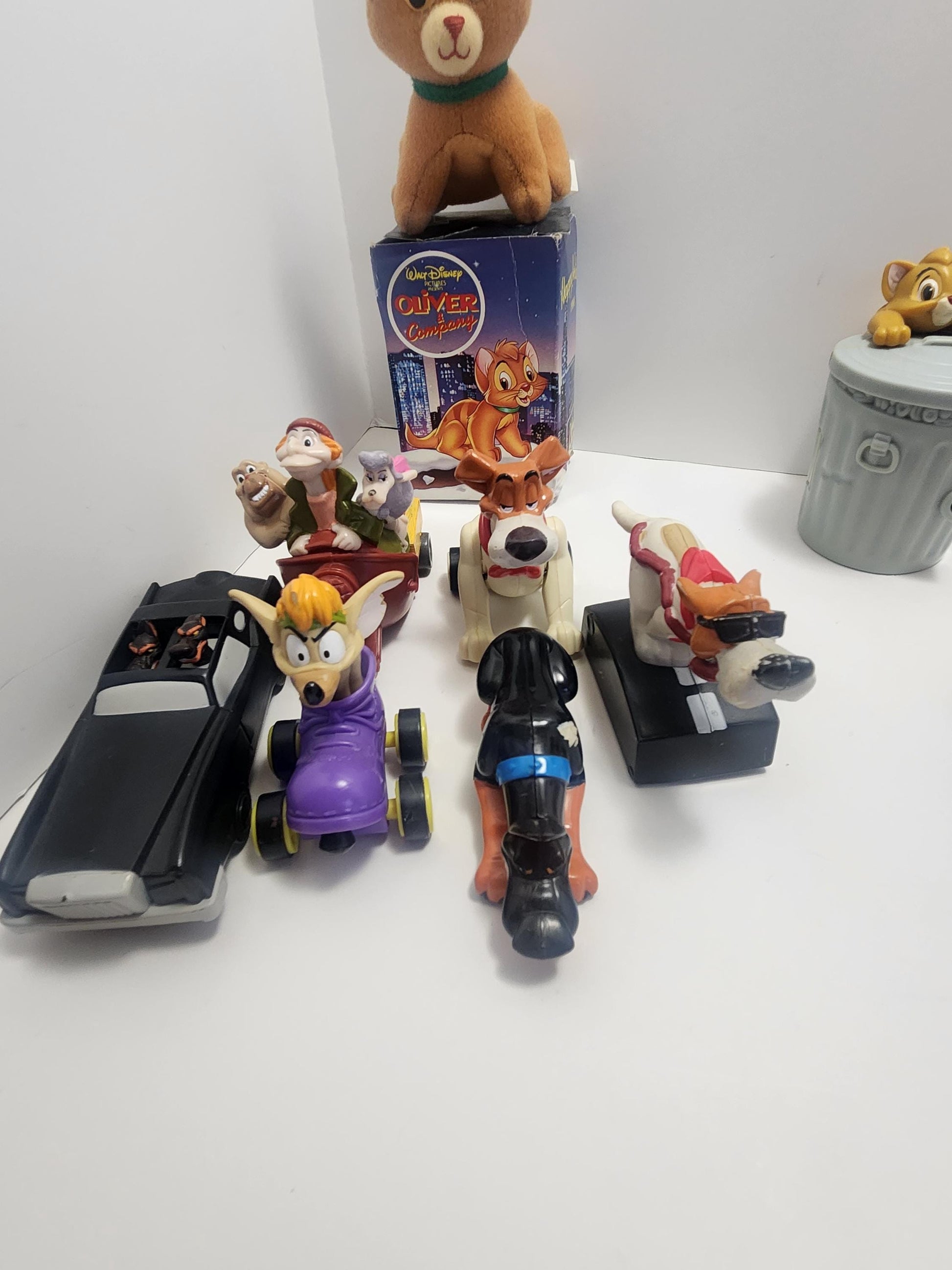 Oliver And Company Toys - Disney - Disney Toys - All Dogs Go To Heaven - Pvc Toys - Ornaments - Mcdonalds Ornaments - Dodger - Oliver