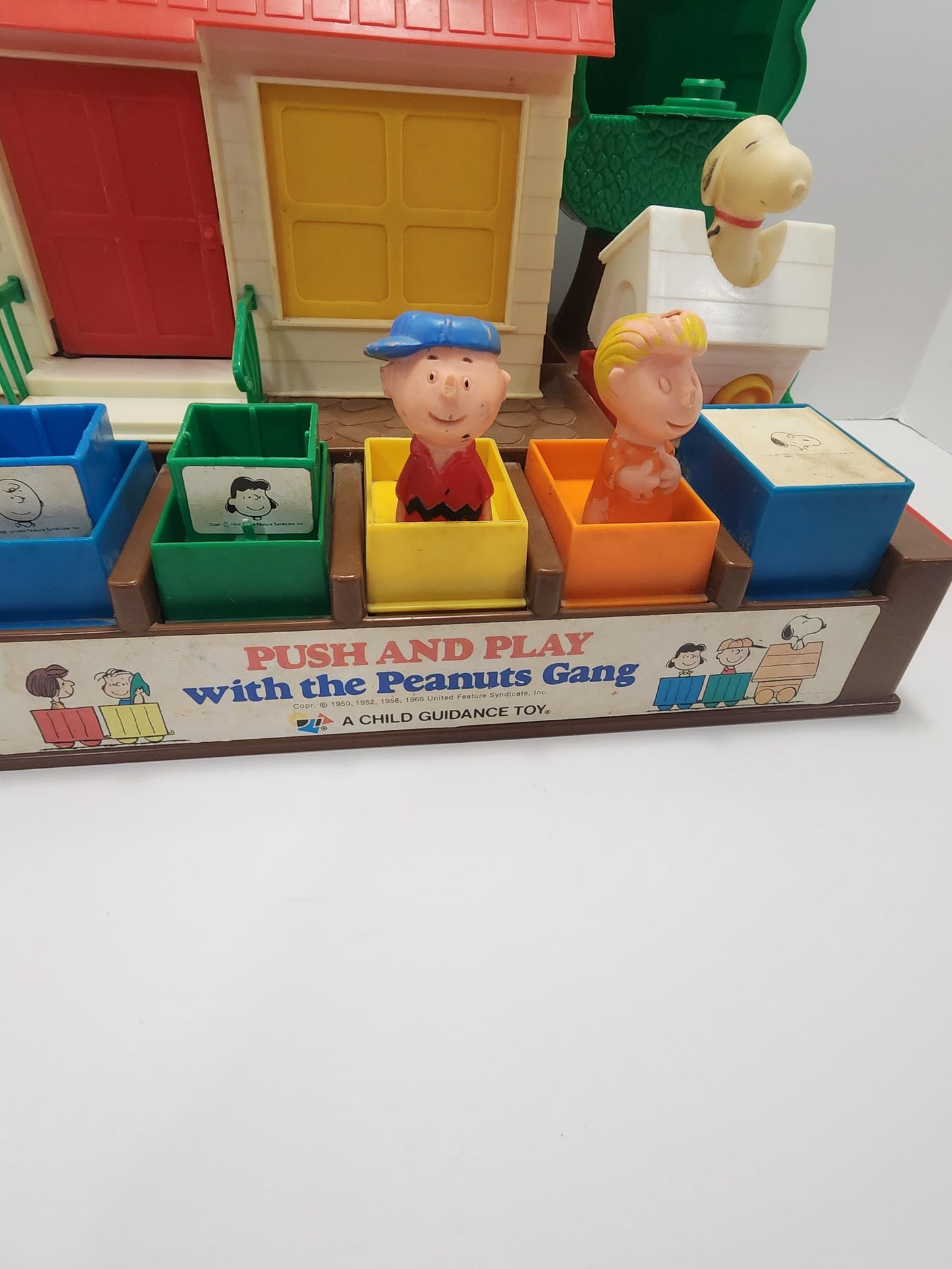1966 Push and Play With Peanut Gang United Features Syndicate Playset - Peanut Gang - Snoopy - Charlie Brown - Playset - 1960s - Playset