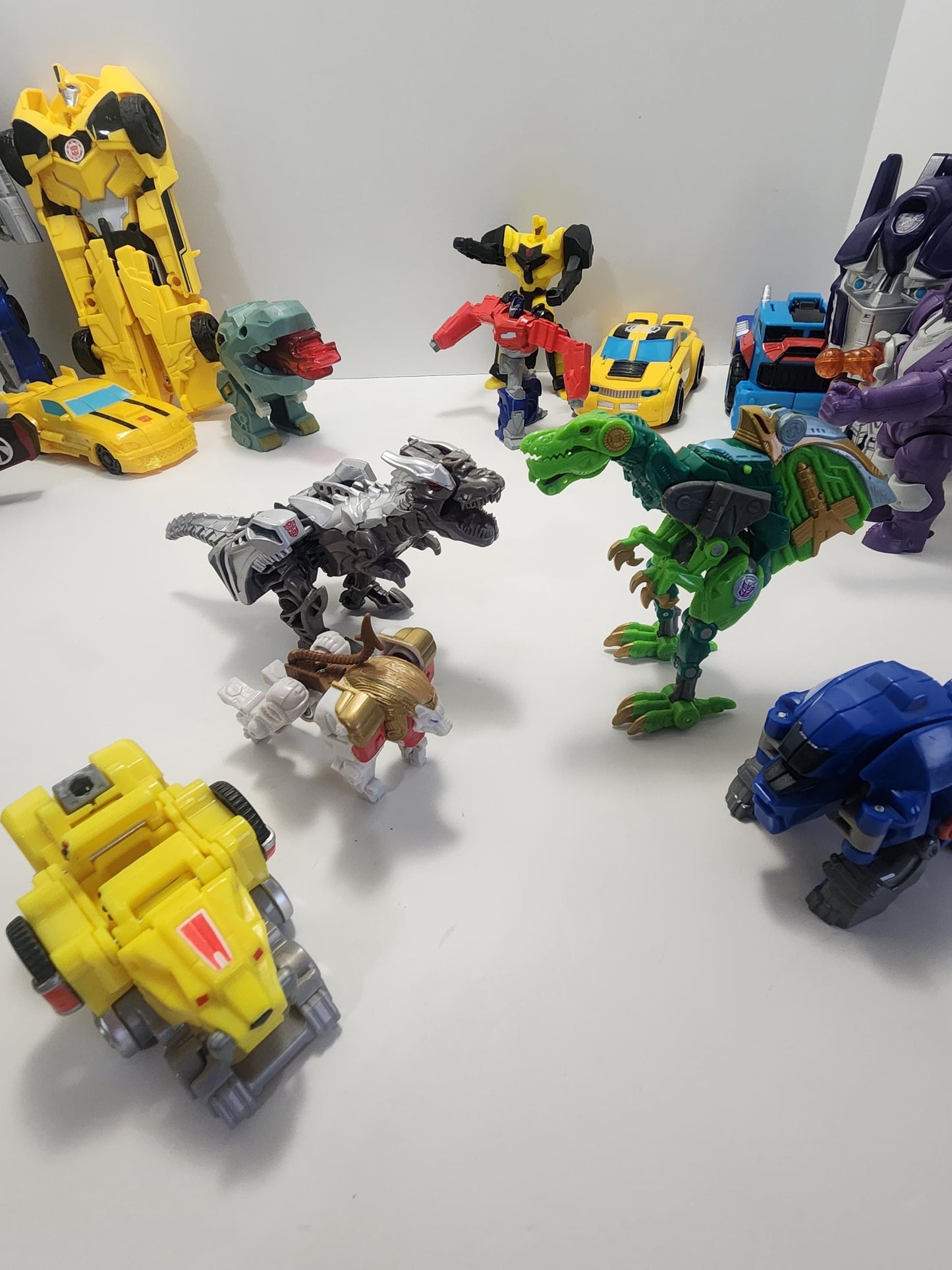 Transformers Action Figures Lots - Transformers - Action Figures - Toy Lots - Vintage Transformers - Rescue Bots - Robots - Transformers Fig