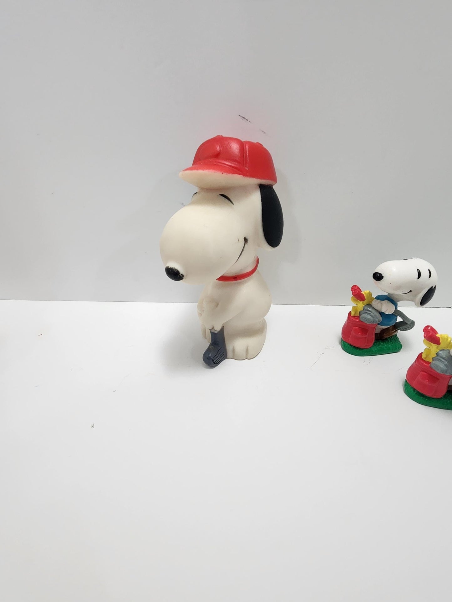 Snoopy Vintage 1980s Golf Figurine - Peanuts Gang - Snoopy - Snoopy Toys - Golf - Golf Toys - Gift For Golfer - Golfing