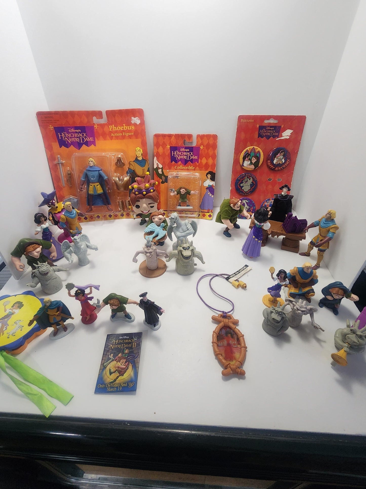 Disneys The Hunchback Of Notre Dame Action Figures and Toys - Disney - Disney Toys - Vintage Disney - Hunchbak Toys - Hunchback Of Notre