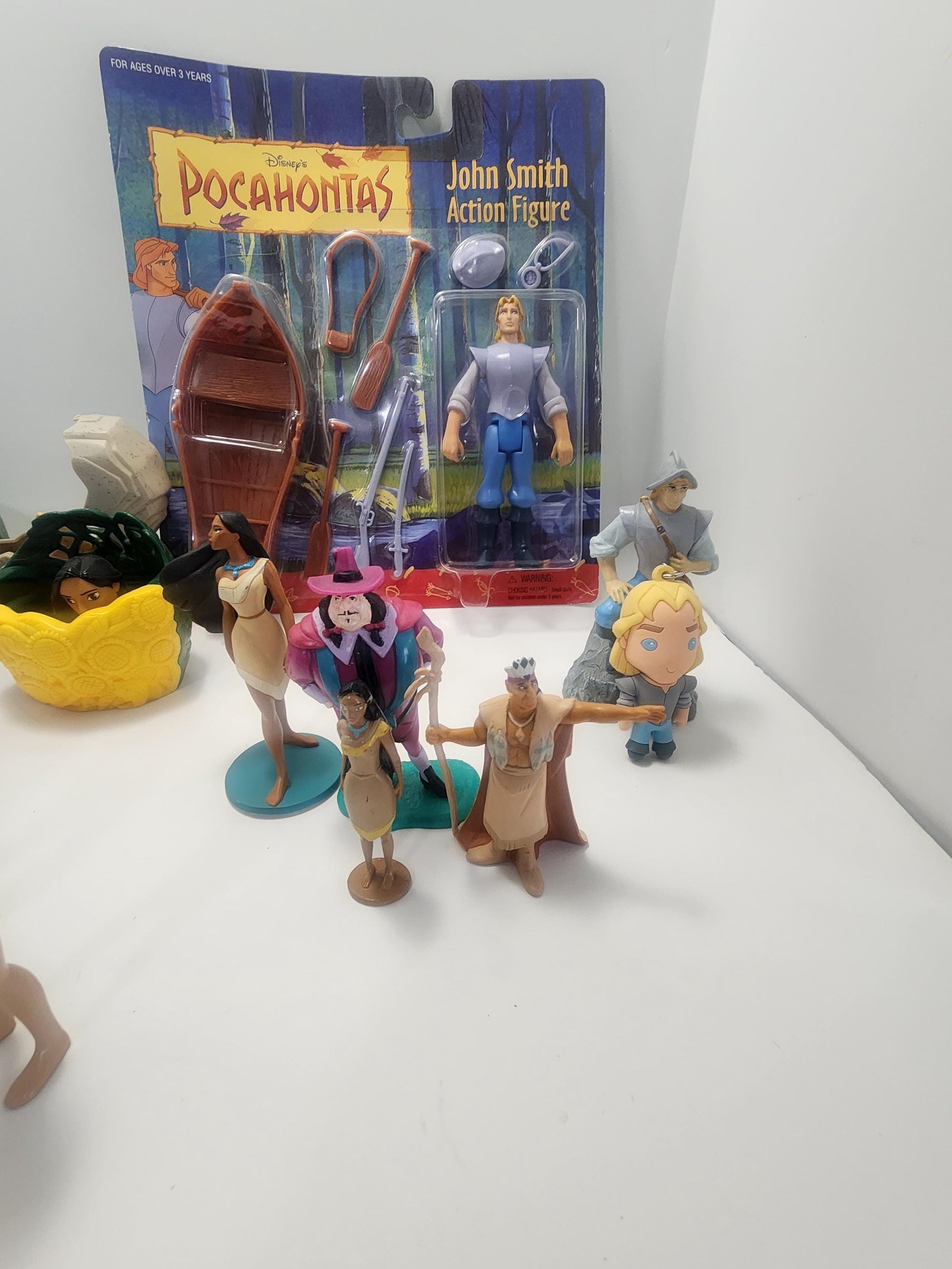 Disney Pocahontas 1990s Toys - Pocahontas - Pocahontas Toys - Disney - Disney Toys - Meeko - John Smith - Vintage Toys - 1990s Toys