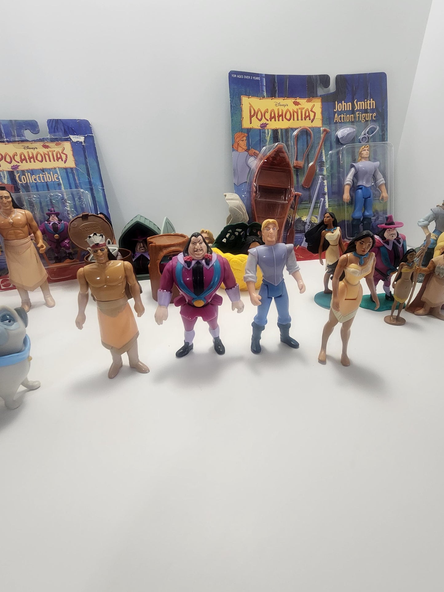 Disney Pocahontas 1990s Toys - Pocahontas - Pocahontas Toys - Disney - Disney Toys - Meeko - John Smith - Vintage Toys - 1990s Toys