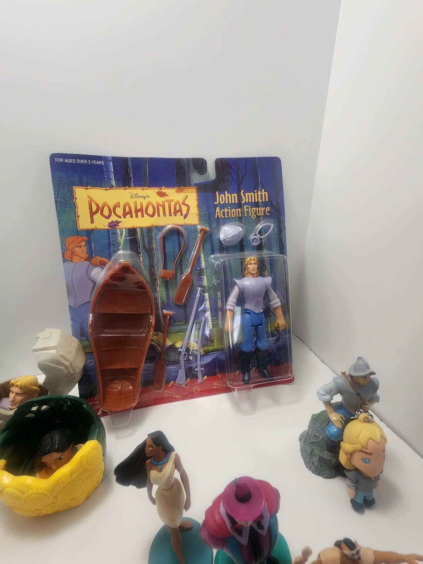 Disney Pocahontas 1990s Toys - Pocahontas - Pocahontas Toys - Disney - Disney Toys - Meeko - John Smith - Vintage Toys - 1990s Toys