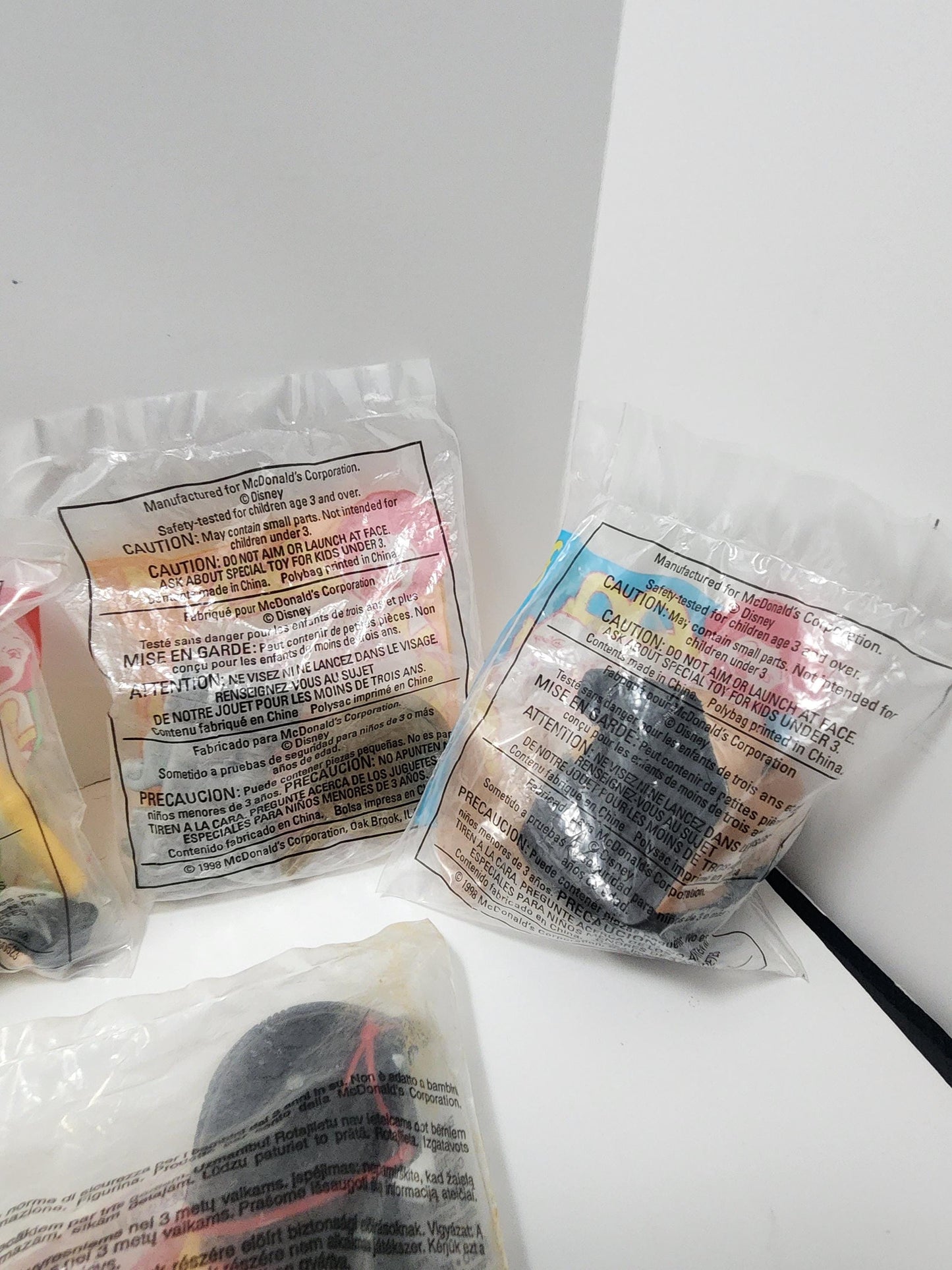 Disney Aladdin and Mulan Happy Meal Vintage Toys - Aladdin - Aladding Toys - Mulan - Mulan Toys - Happy Meal Toys - Mcdonalds Toys - Mulan