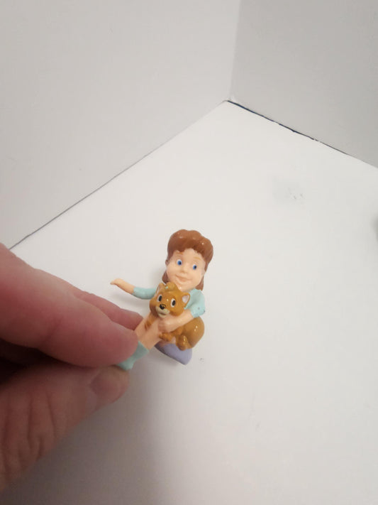 Disney 1996 Oliver and Company Jenny Pvc Figure - Disney - Disney Toys - PVC - Pvc Toys - Jenny - Oliver and Company - Disney Toys - Disney