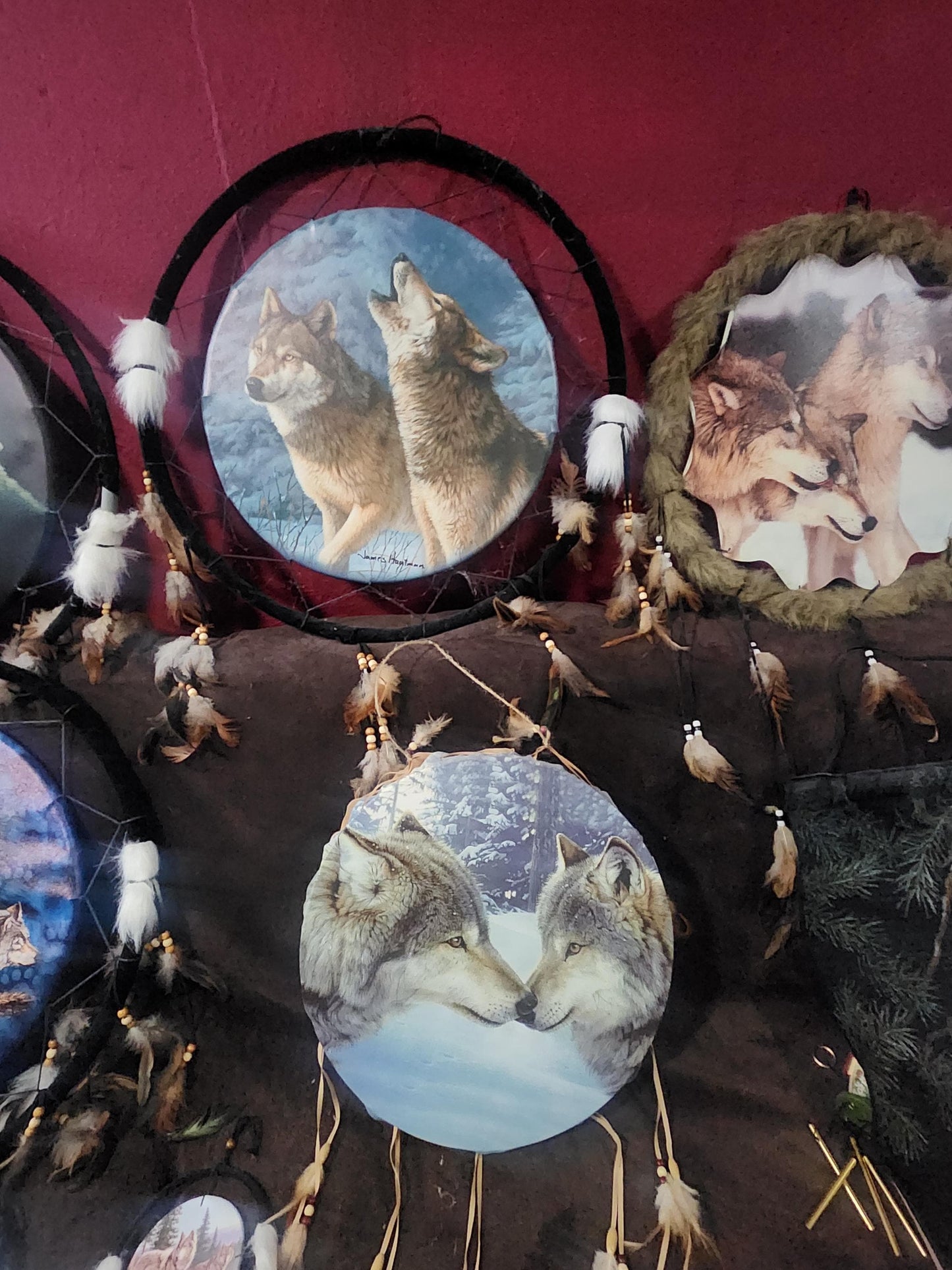 Big Wolf Dreamcatchers - Dreamcatchers - Dream Catchers - Wolf - Wolf Decor - Wolves - Wolf Gifts - Wolf Family - Animal Decor - Wildlife