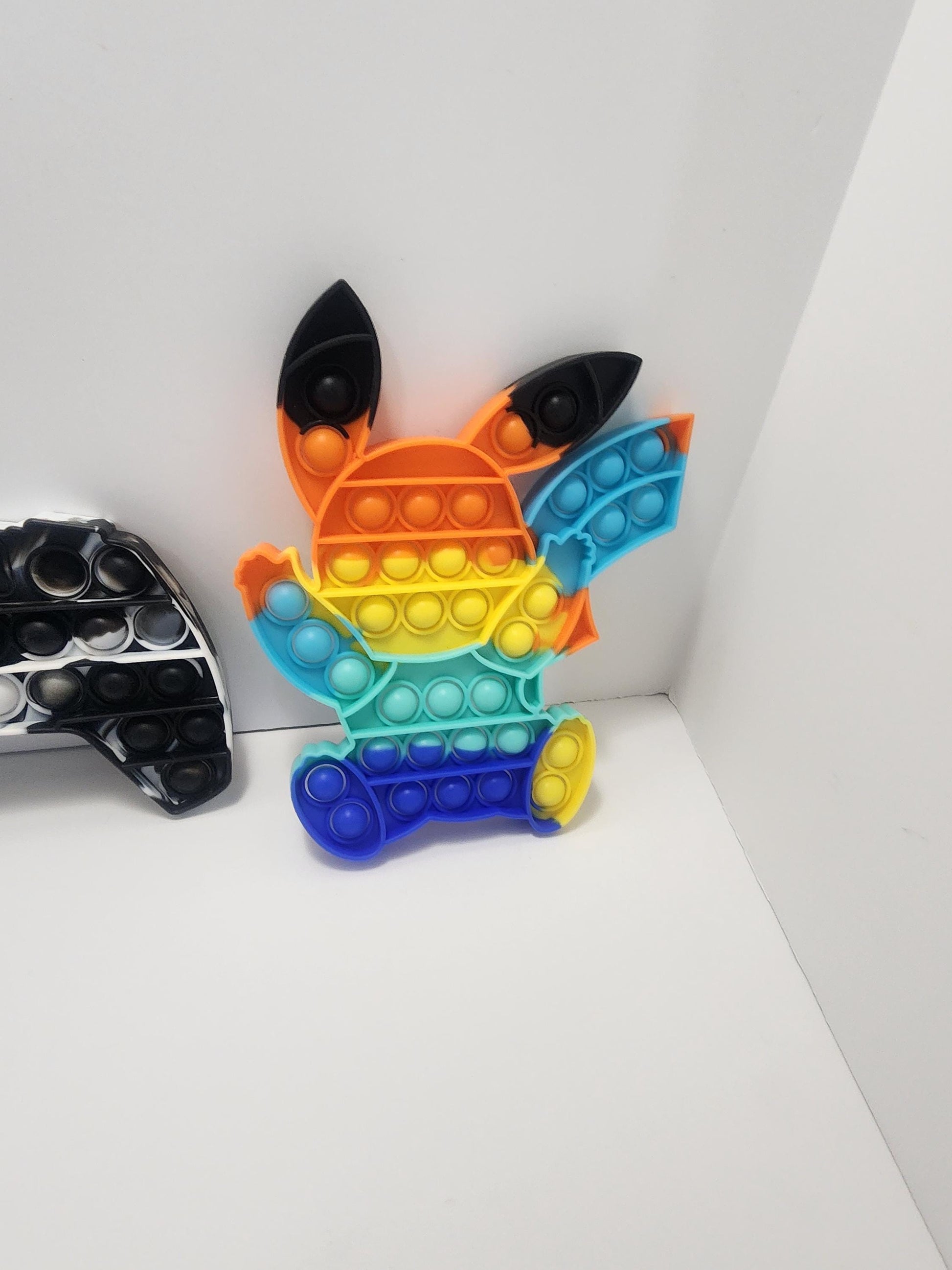 Fidget Pop Toys - Pop - Pop It's - Pop Toys - Fidget Toys - Fidget - Gaming - Pokemon - Pikachu - Spongebob SquarePants