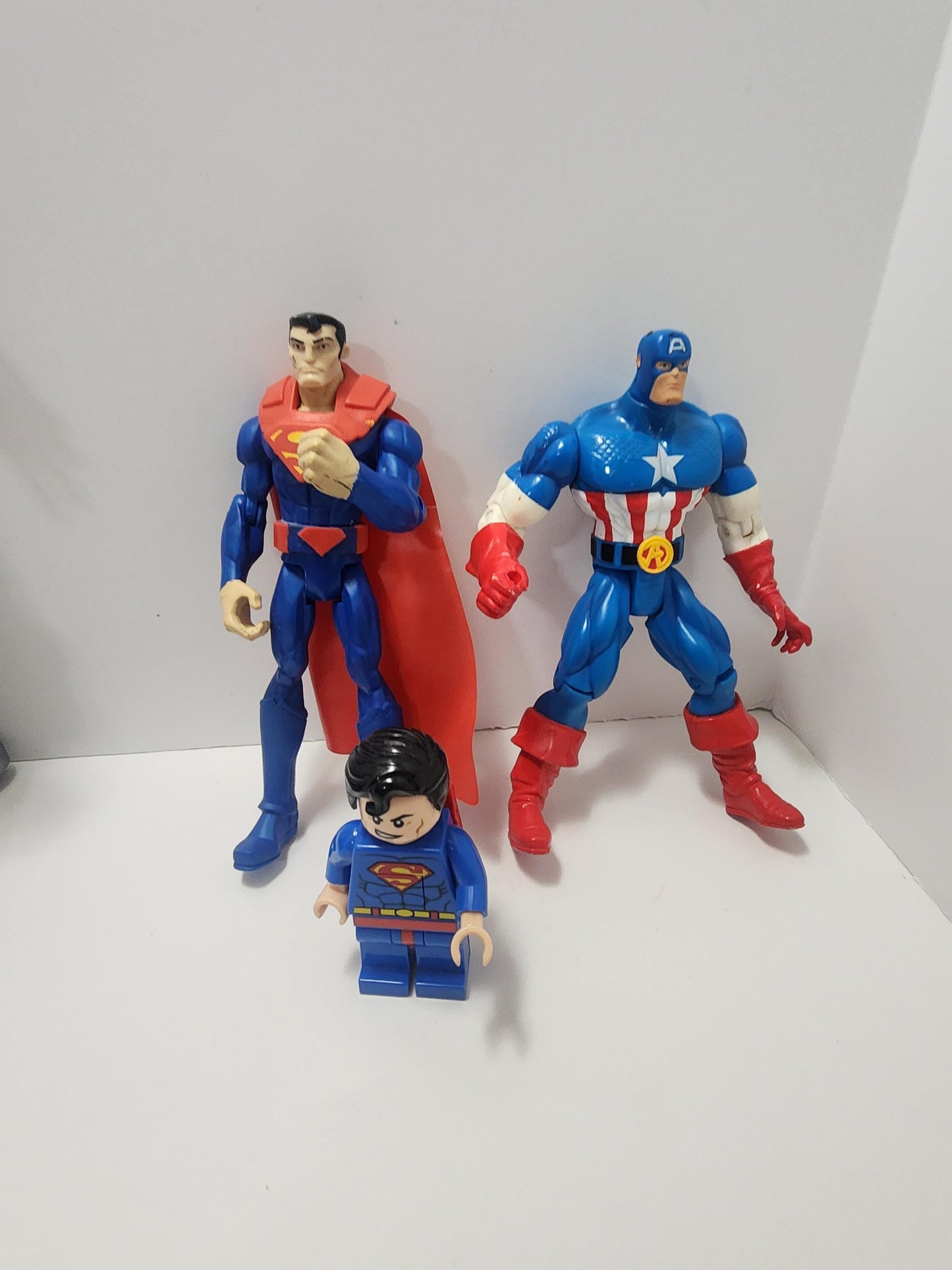 Marvel Action Figures - Talking Action Figures - Ironman - Iron Man - Captain America - Superman - Marvel - Marvel Toys - DC Toys - DC
