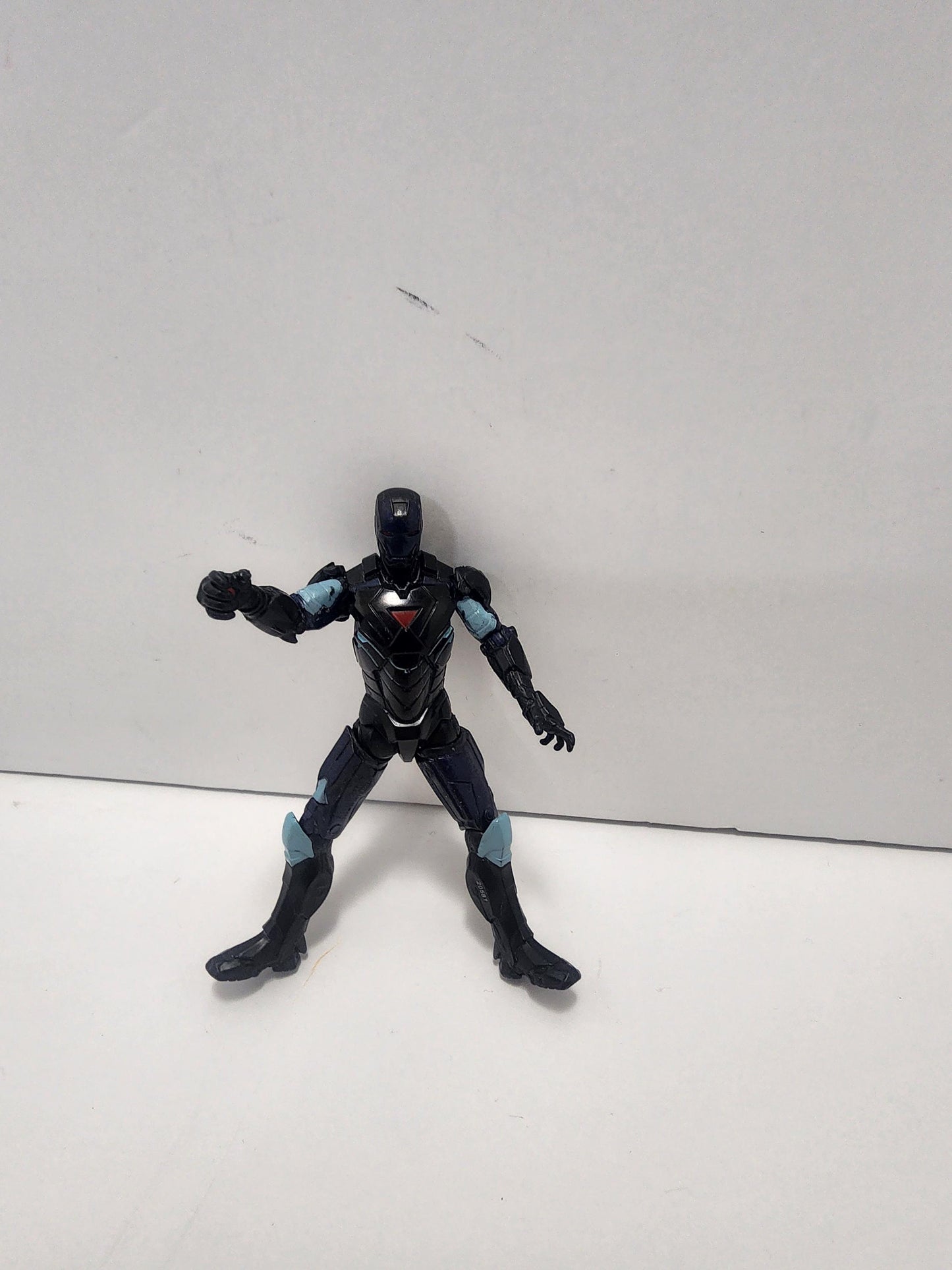 Marvel 2010 Comics Iron Man Action Figure - Iron Man - Iron Man Toys - Iron Man Figures - Marvel Toys