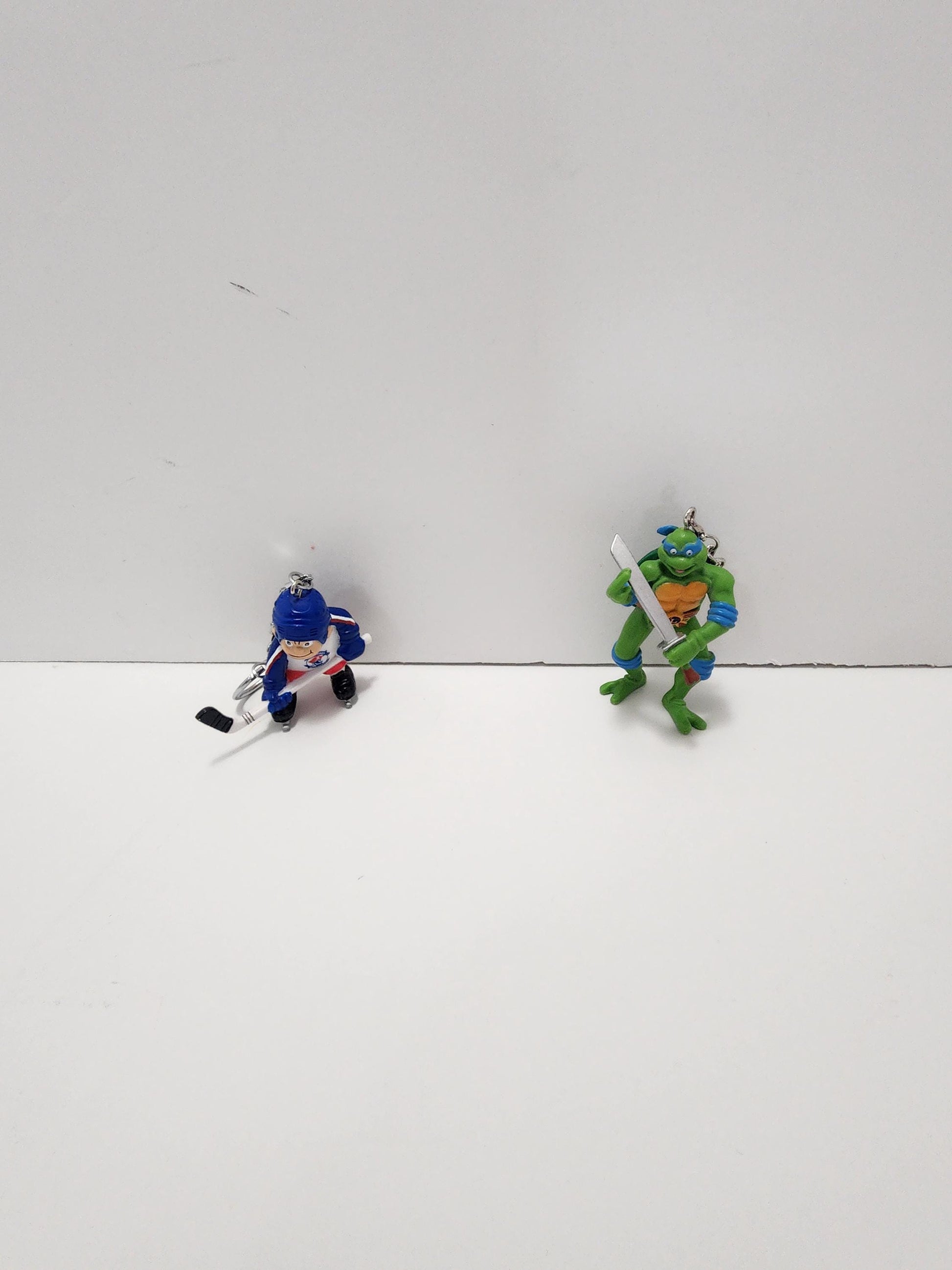 Keychain Toy Figures - TMNT - Hockey - Hockey Toys - NHL Toys - Teenage Mutant Ninja Turtles - Keychain - Keychain Toys