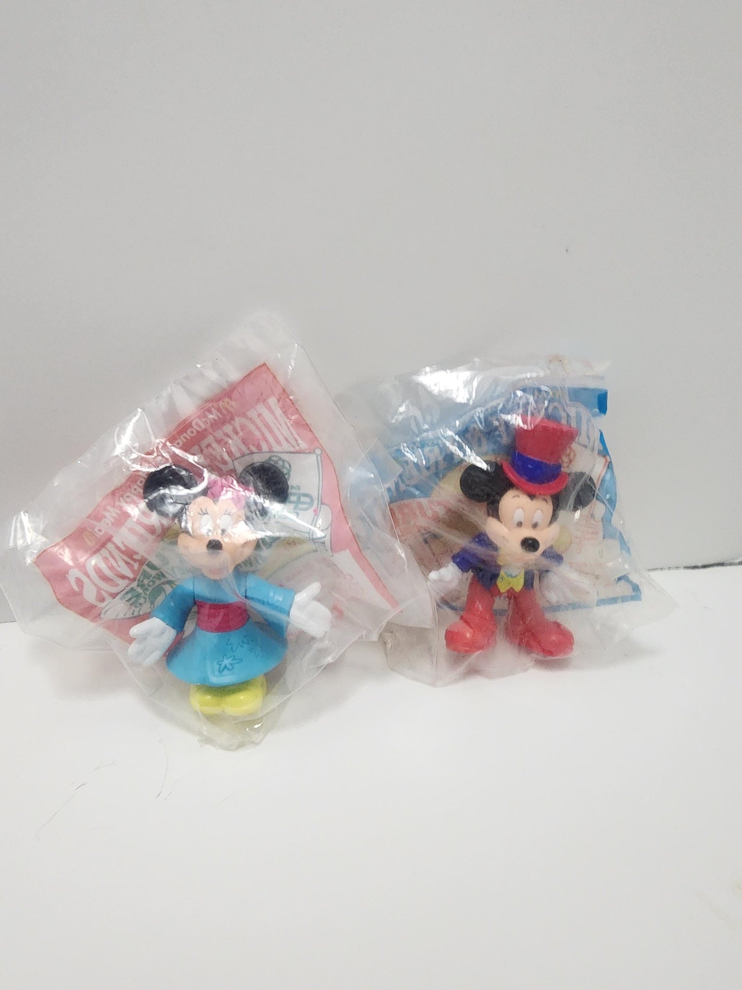 Disney Epcot Figurines - Walt Disney - Walt Disney Toys - Disneyland - Epcot - Mickey Mouse - Minnie Mouse - Vintage Toys - Happy Meal Toys