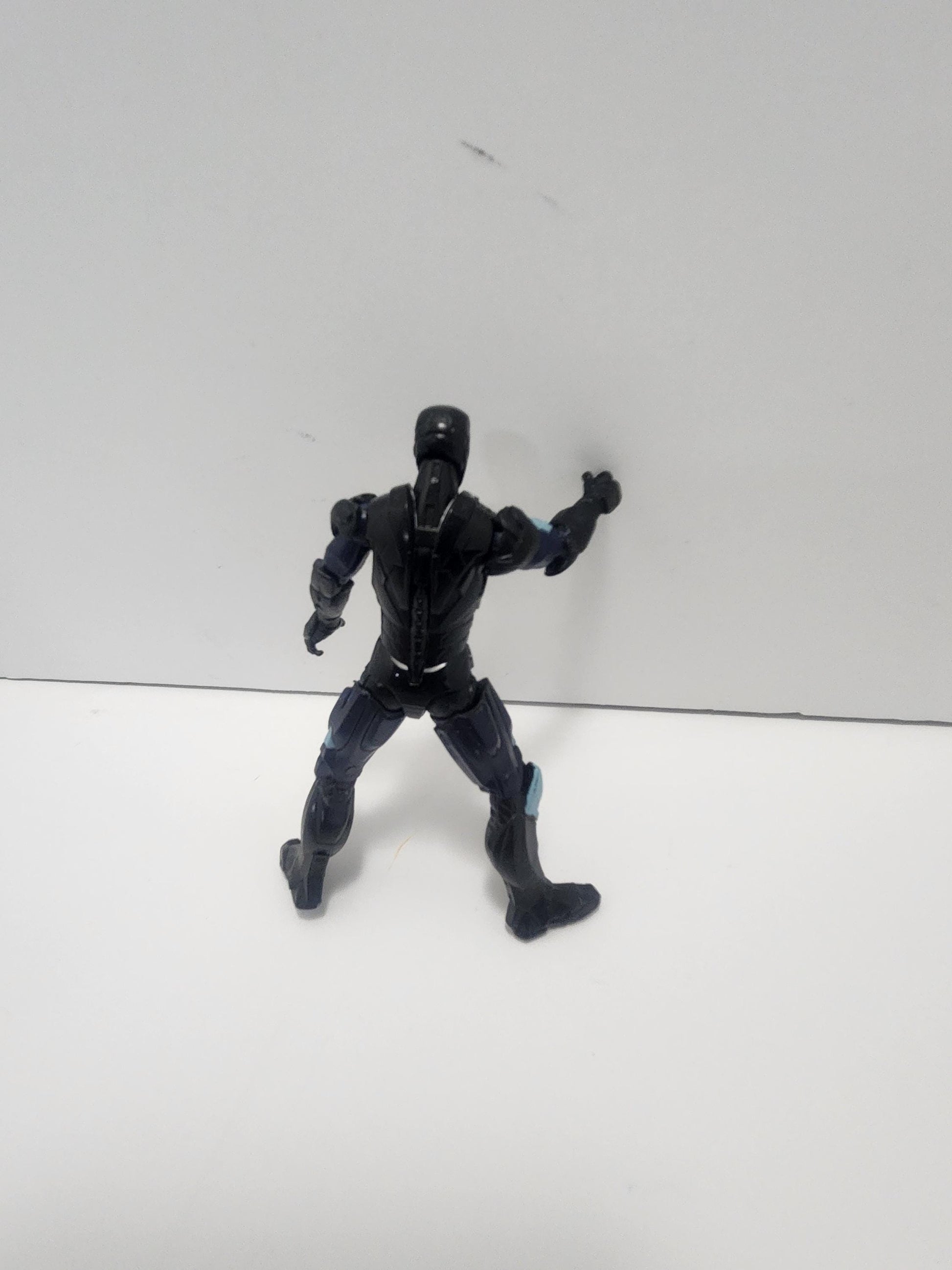 Marvel 2010 Comics Iron Man Action Figure - Iron Man - Iron Man Toys - Iron Man Figures - Marvel Toys