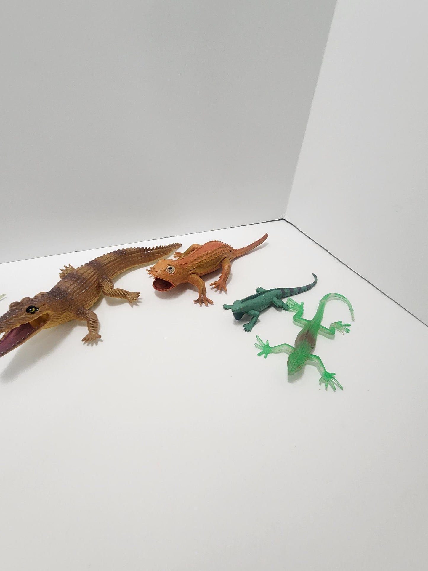Animal Toys Pretend Play Lot - Aligators - Crocodile - Lizards - Animals - Pretend Play - Toy Animals - Toy Lizard - Crocodile Toys