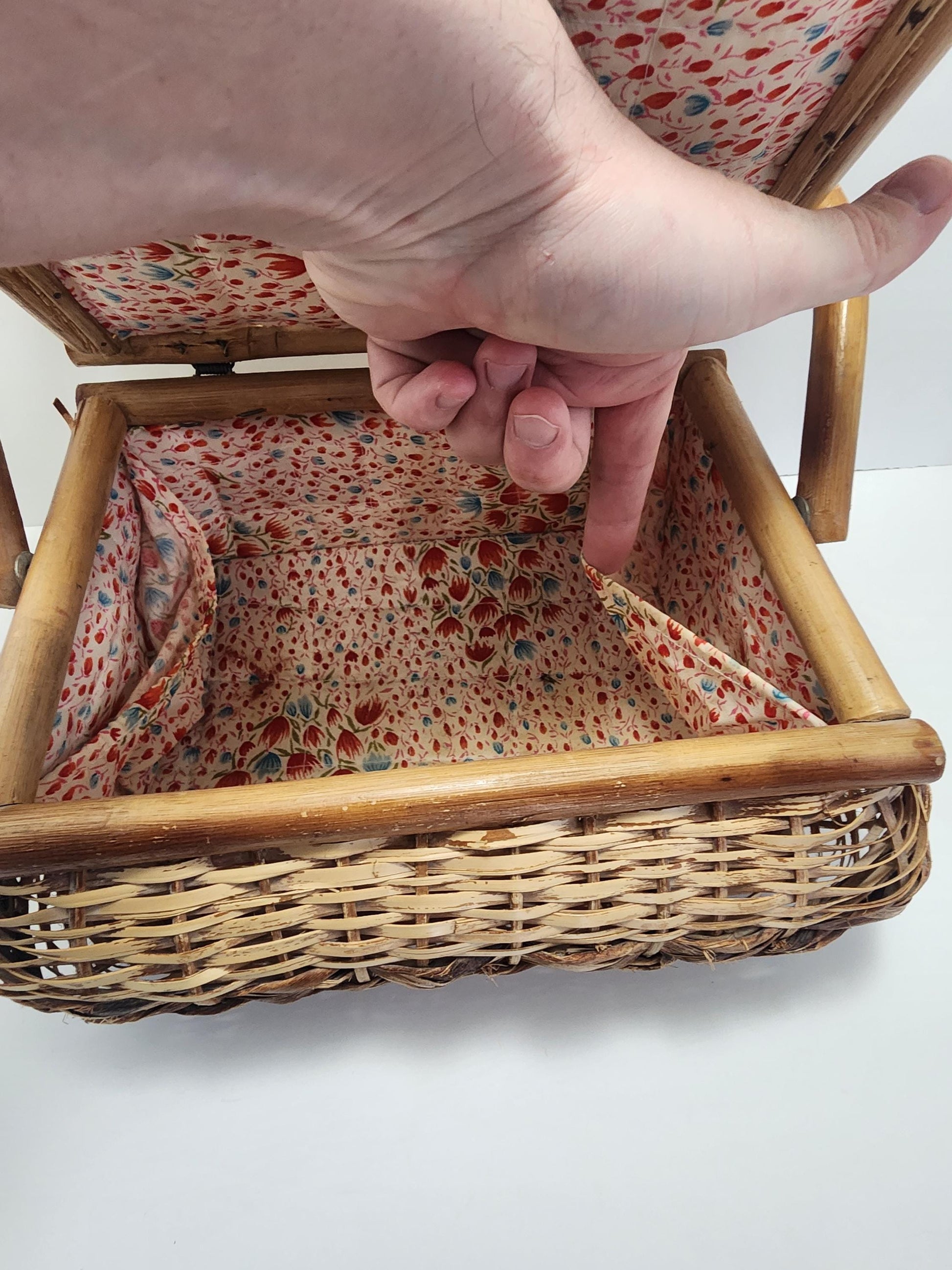 Wicker Vintage 1990s Picnic Basket - Picnic - Picnic Basket - Wicker Basket - Vintage Basket - Baskets