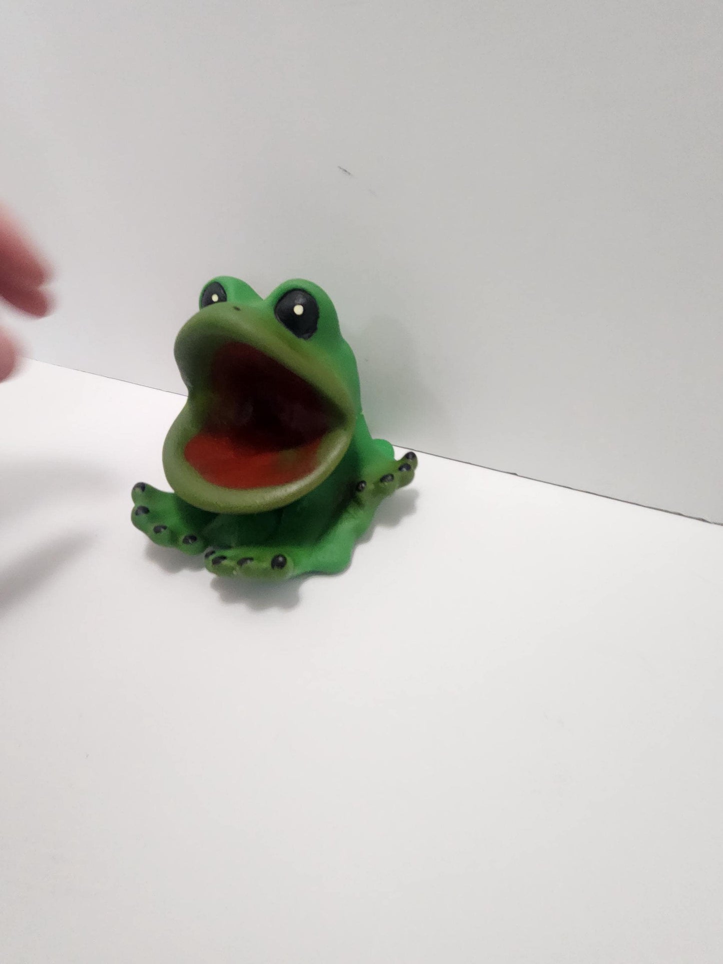 Frog Vintage 1980s Dish Sponge Holder - Frogs - Frog Decor - Kitchen - Kitchen Decor - Sponges - Sponge Holder - Dishes