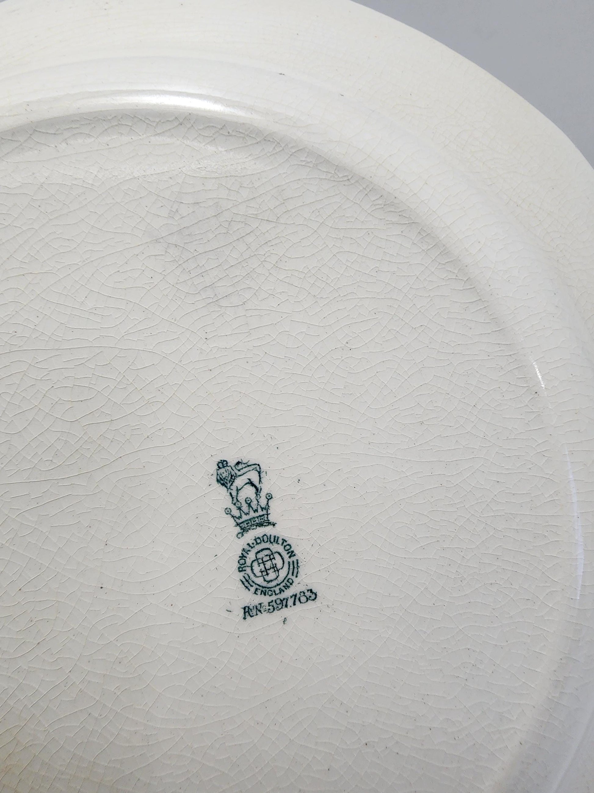 England Royal Doulton Vintage 1970s Plate - Plates - Kitchen - England - Royal Doulton - Vintage Dinnerware - Vintage Plates