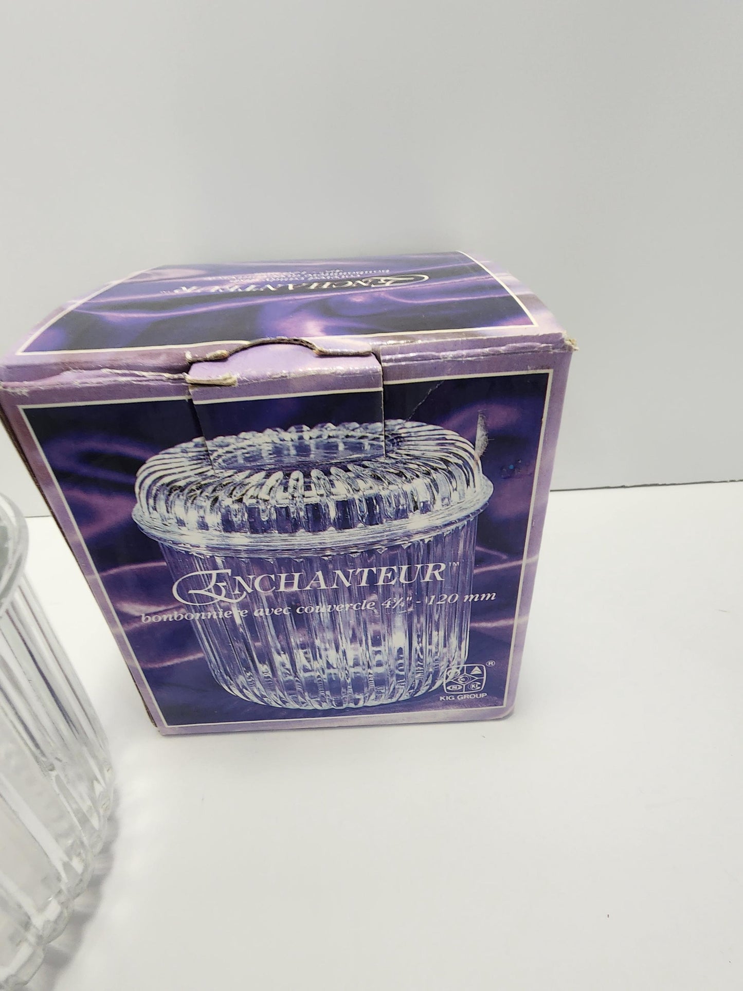 Vintage Pressed Glass Covered Candy Dish 4.25"- INDONESIA Kig - Rare - Pressed Class - Candy Dish - Enchanteur