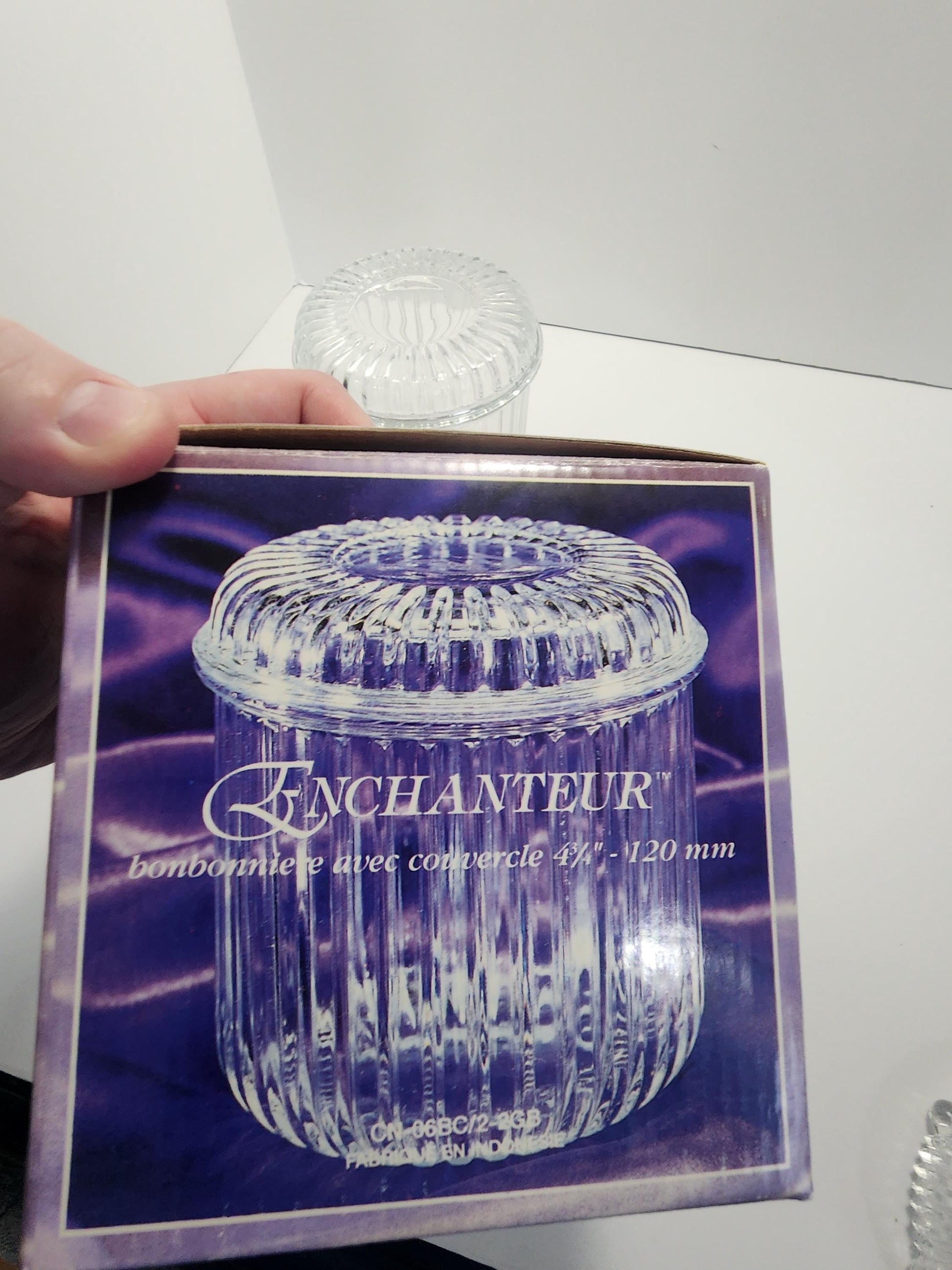 Vintage Pressed Glass Covered Candy Dish 4.25"- INDONESIA Kig - Rare - Pressed Class - Candy Dish - Enchanteur