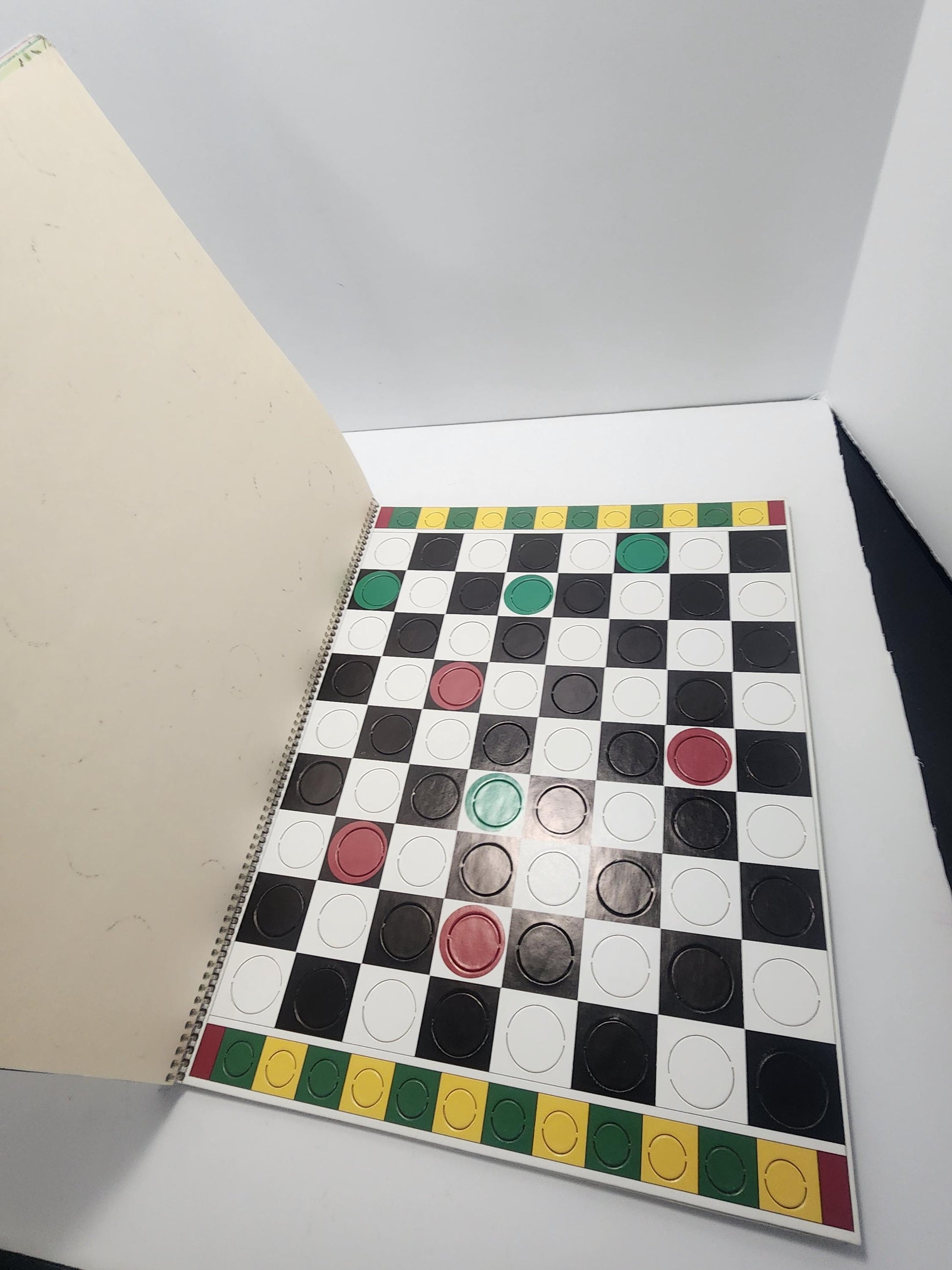 Highlight's 1992 Best Board Games Around The World - Games - Travel Games - Car Games - Family Games - Family Game Night - World - Culture