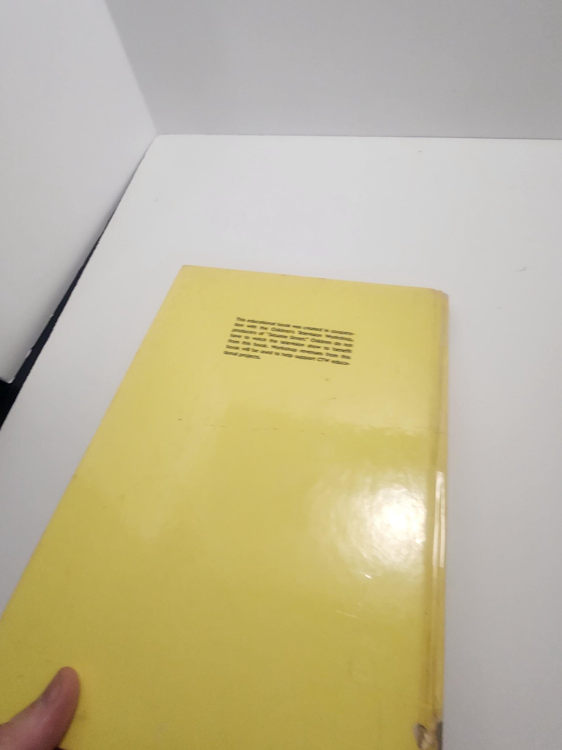 Sign Language Books - Sesame Street - Educational Books - Sign Language - Kids Books - Learning - School - Educational - Educational Gifts