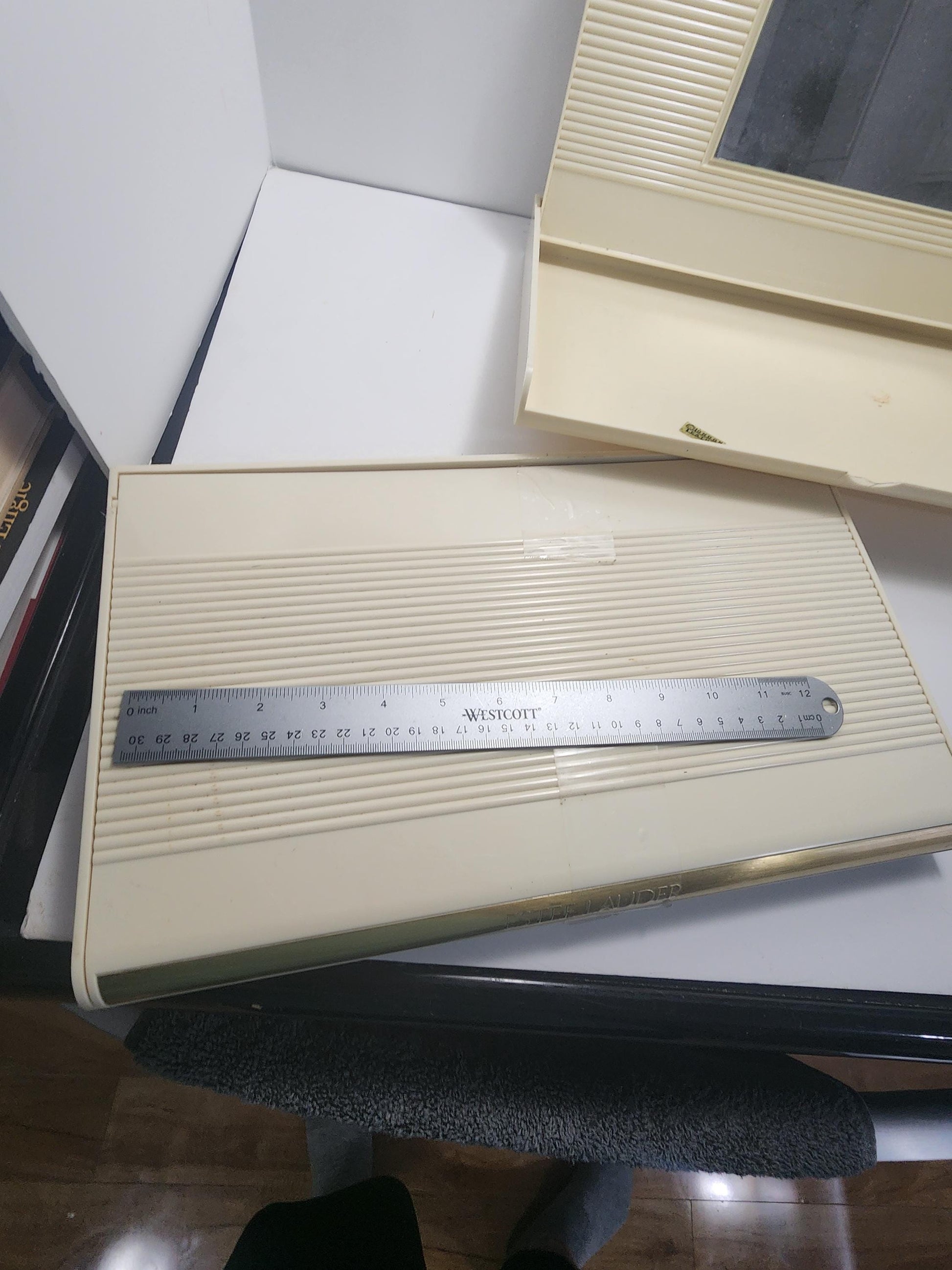 Vintage Estee Lauder Makeup Case Box with Mirror Cream Hard Plastic Vanity - Estee - Make Up - Make Up Case - Cases - Vintage Make Up