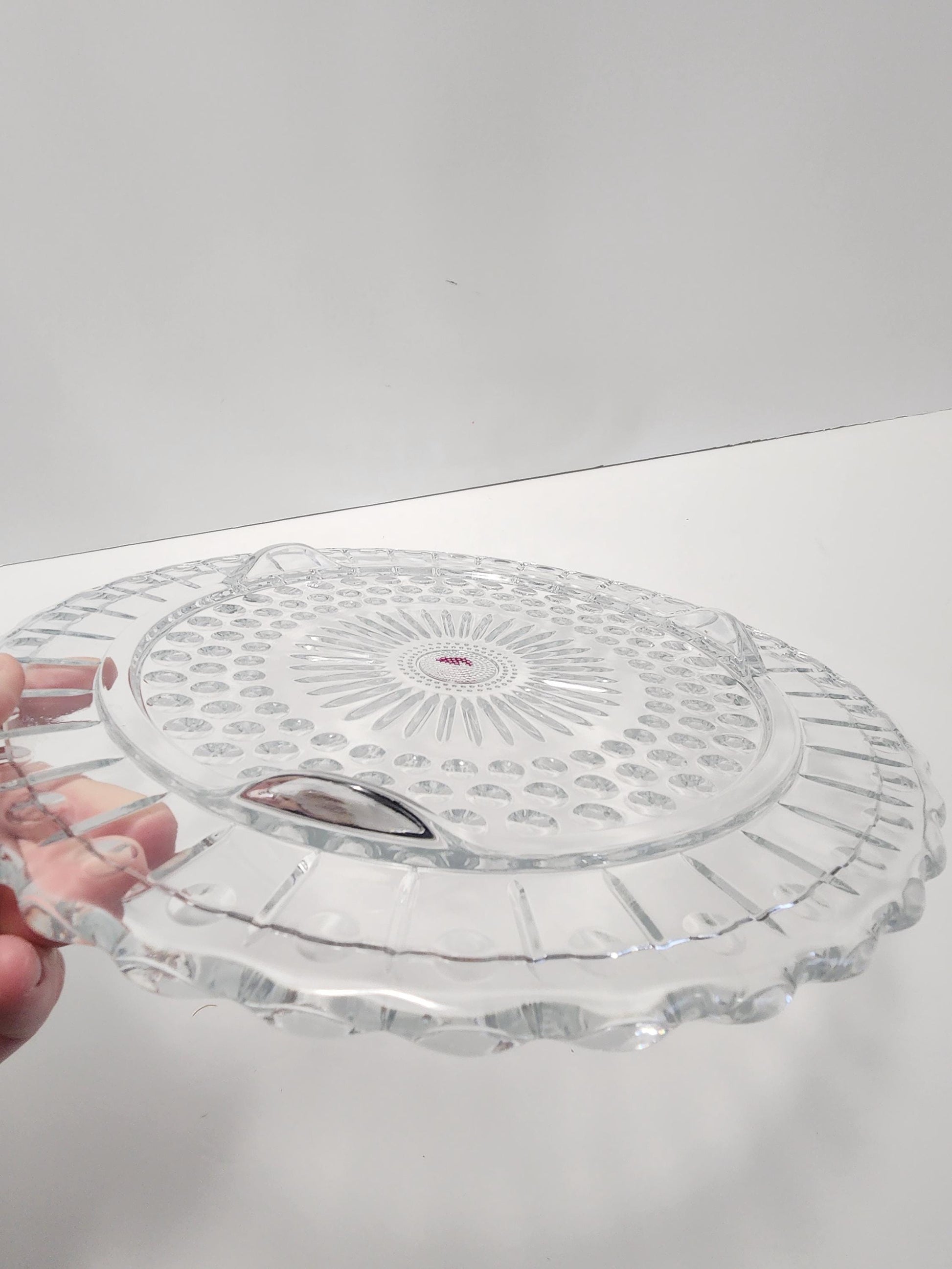 1970s Crustal Glass Vintage Cake Platter - Cakes - Cake Platter - Antiques - 1970s - Kitchen - Vintage Kitchen - Birthdays