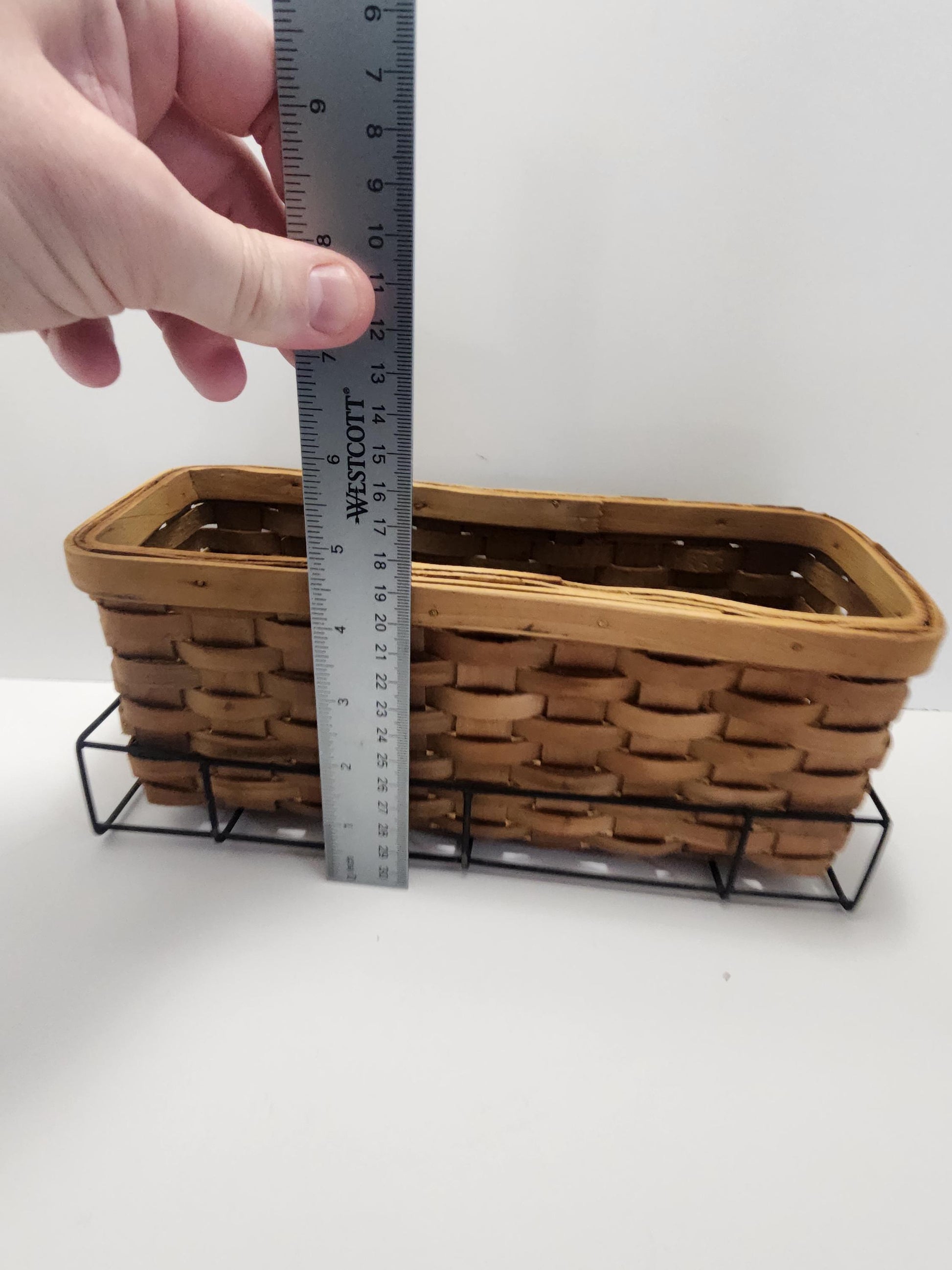 Wicker Basket with Metal Rack Decor Storage Basket - Wicker Basket - Storage - Wall Decor - Decor - Kitcheb Decor - Baskets