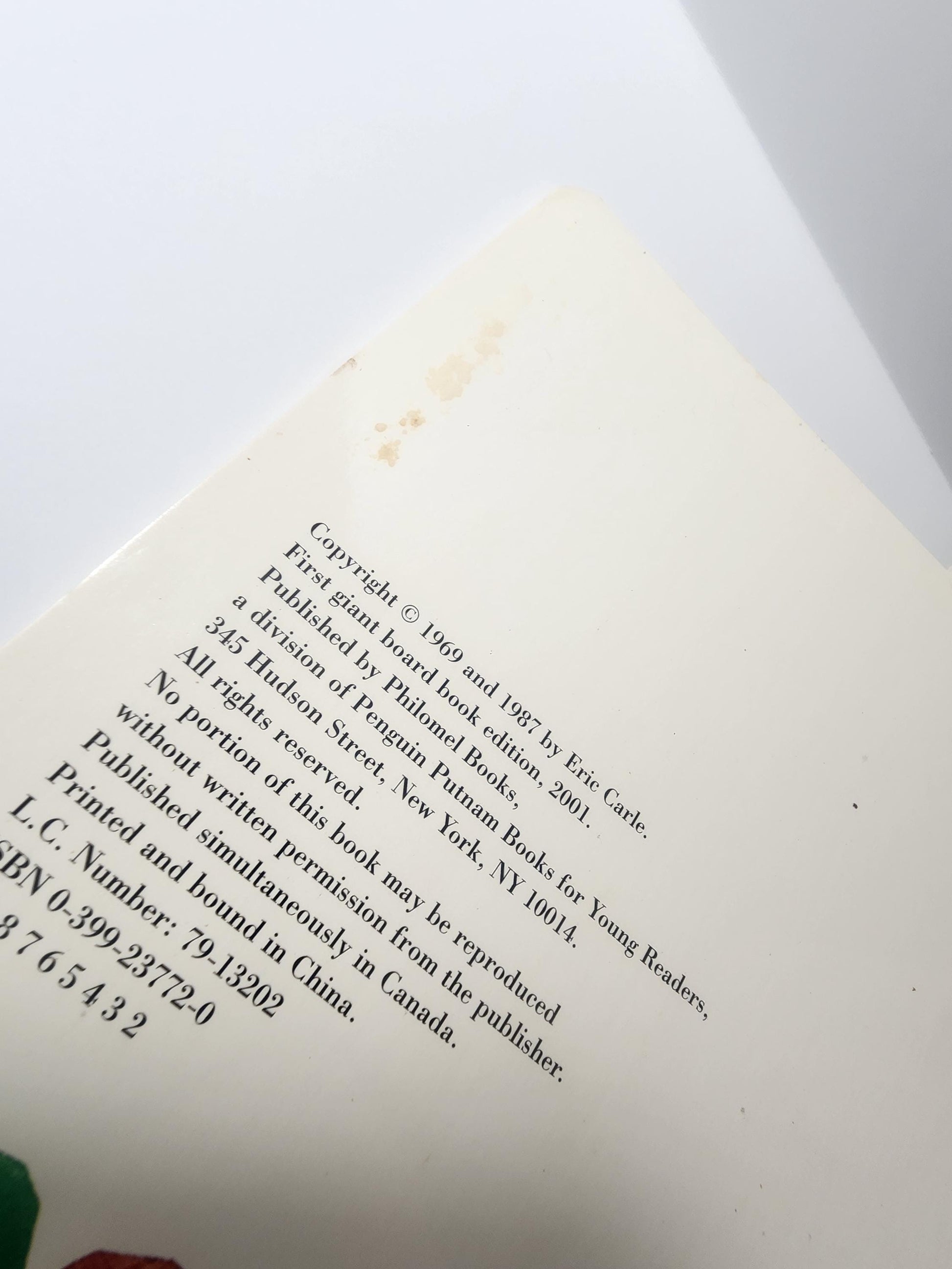 Eric Carle 1987 Oversized The Hungry Caterpiller Book - Books - Vintage Books - Children's Books - Eric Carle - The Hungry Caterpillar