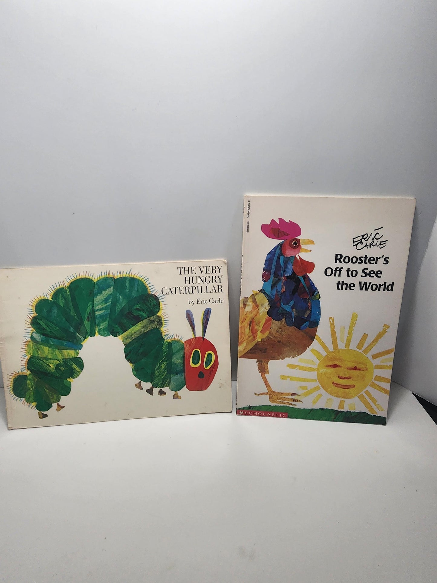 Eric Carle Vintage Books Lot of 2 - The Hungry Caterpillar - Roosters Off To See The World - Eric Carle - Children's Books - Vintage Books