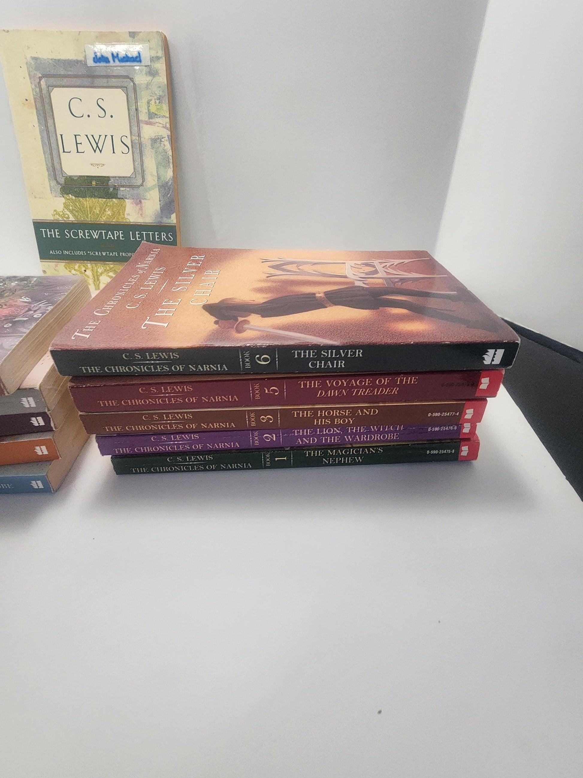 C.S Lewis Chronicles Of Narnia Books - Chronicles Of Narnia - Narnia - C.S Lewis - Books - Book Series - Vintage Books