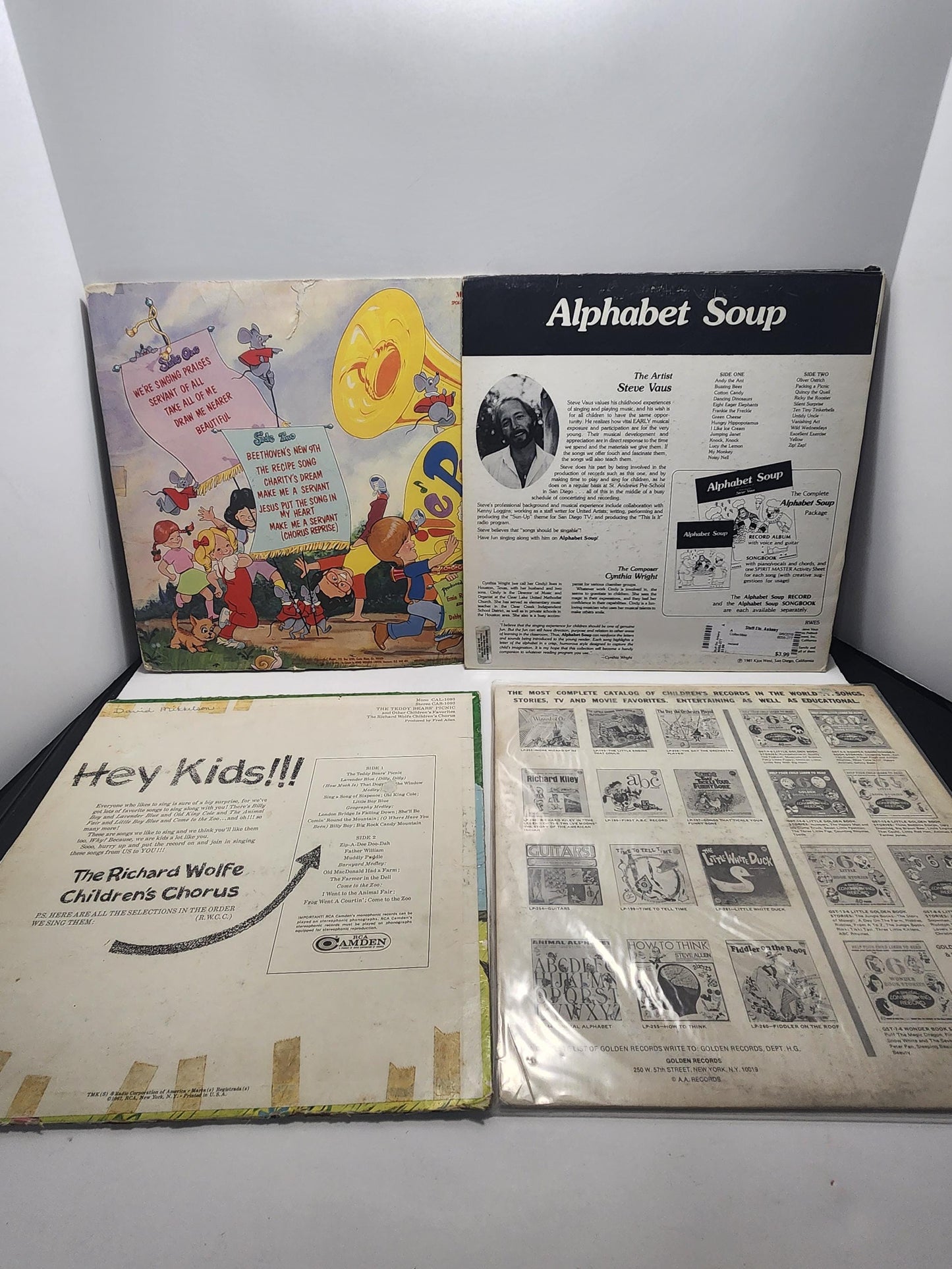 Vinyl Records Lot of 4 Children's Music 1960s 1980s - Vinyl - Records - Vinyl Records - Music - Kids Music - Alphabet Soup - Captain Kangaro