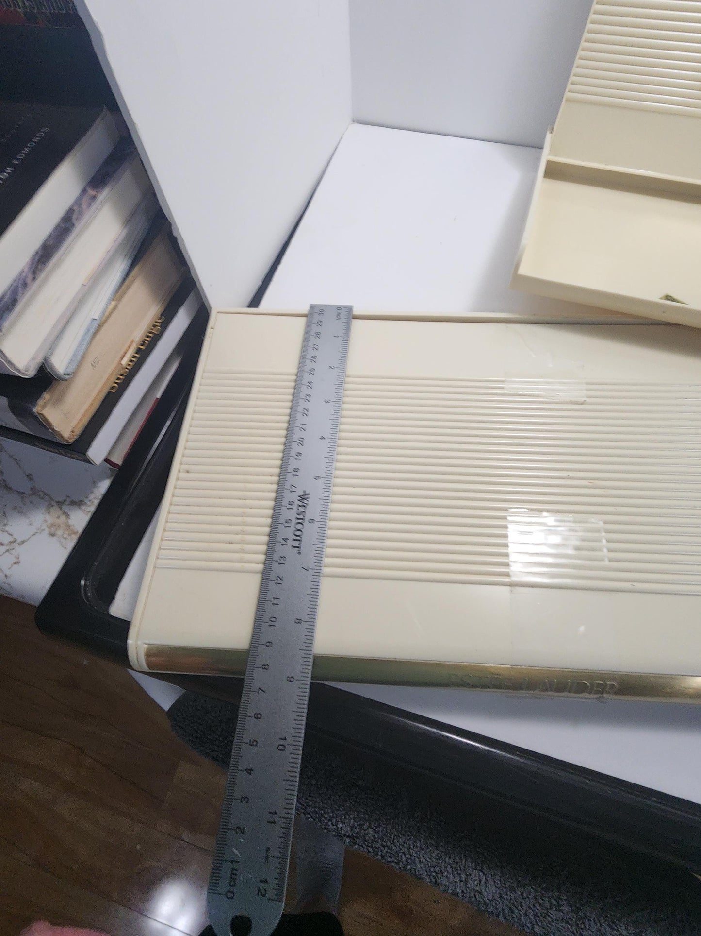 Vintage Estee Lauder Makeup Case Box with Mirror Cream Hard Plastic Vanity - Estee - Make Up - Make Up Case - Cases - Vintage Make Up