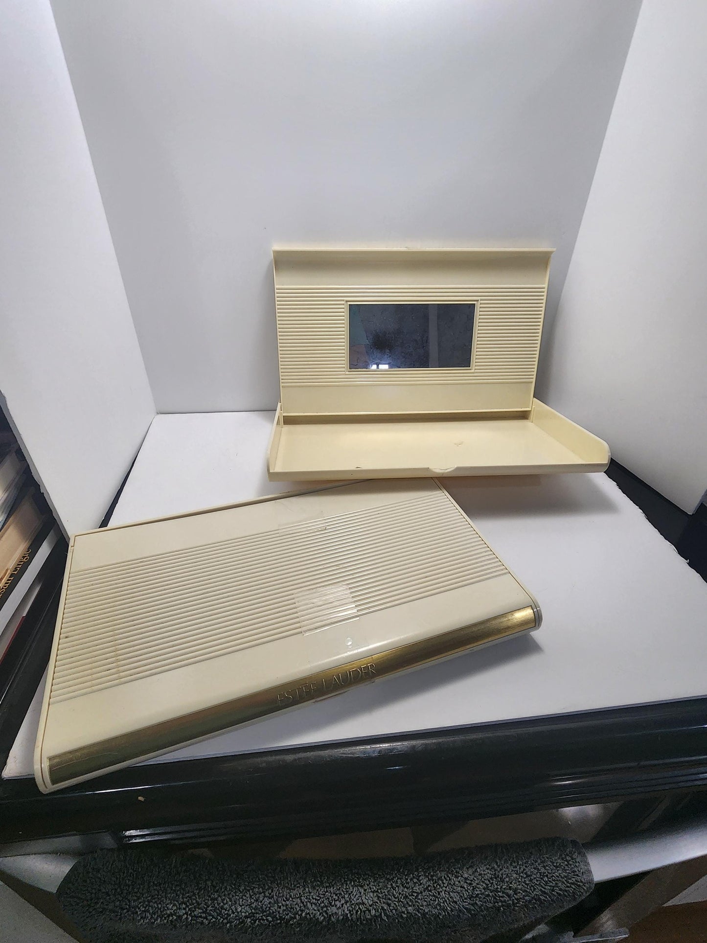 Vintage Estee Lauder Makeup Case Box with Mirror Cream Hard Plastic Vanity - Estee - Make Up - Make Up Case - Cases - Vintage Make Up