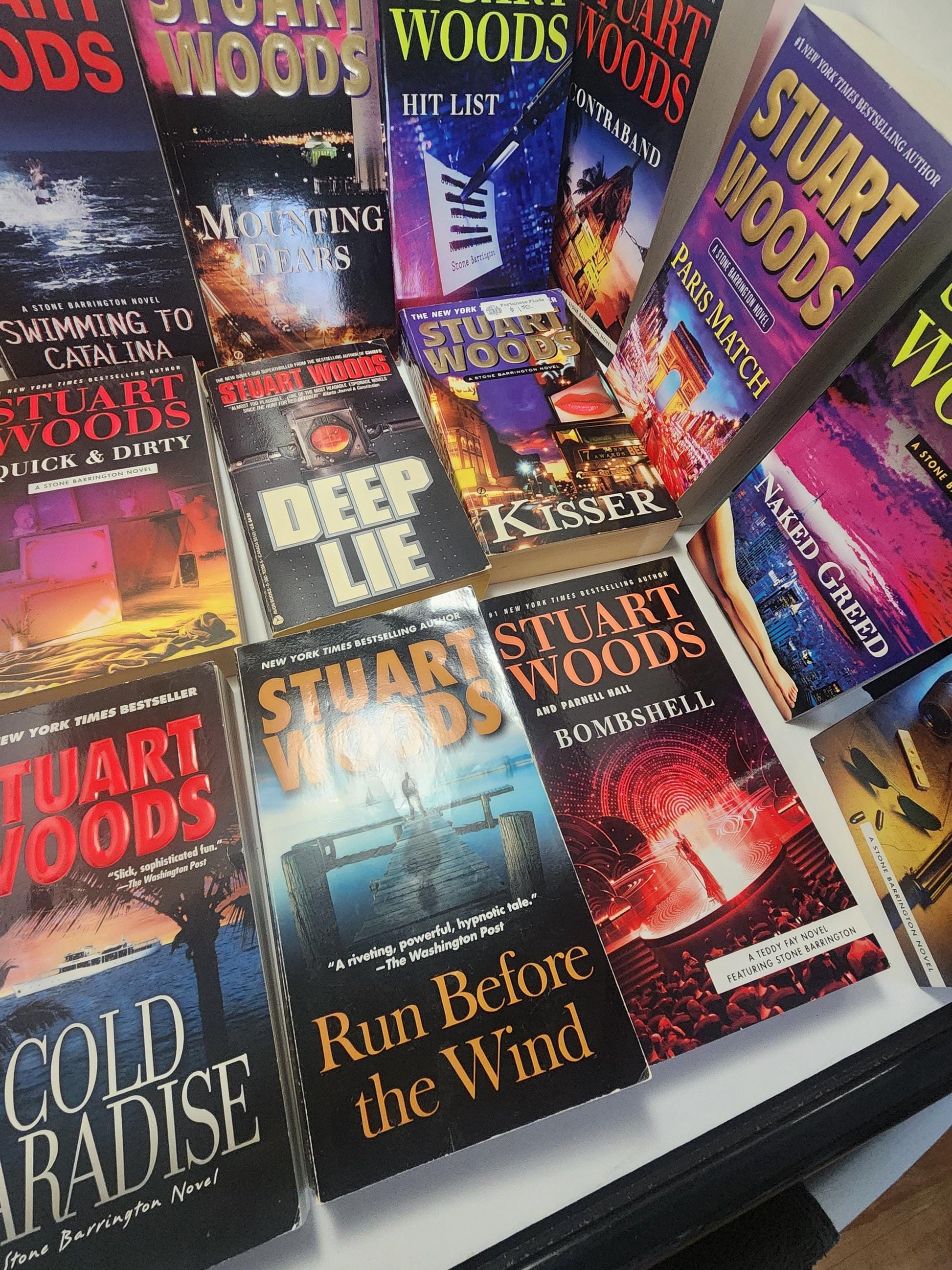 Stuart Woods Paperback Books - Paperback Books - Books - Book Series - Best Selling - Stuart Woods - Dead City