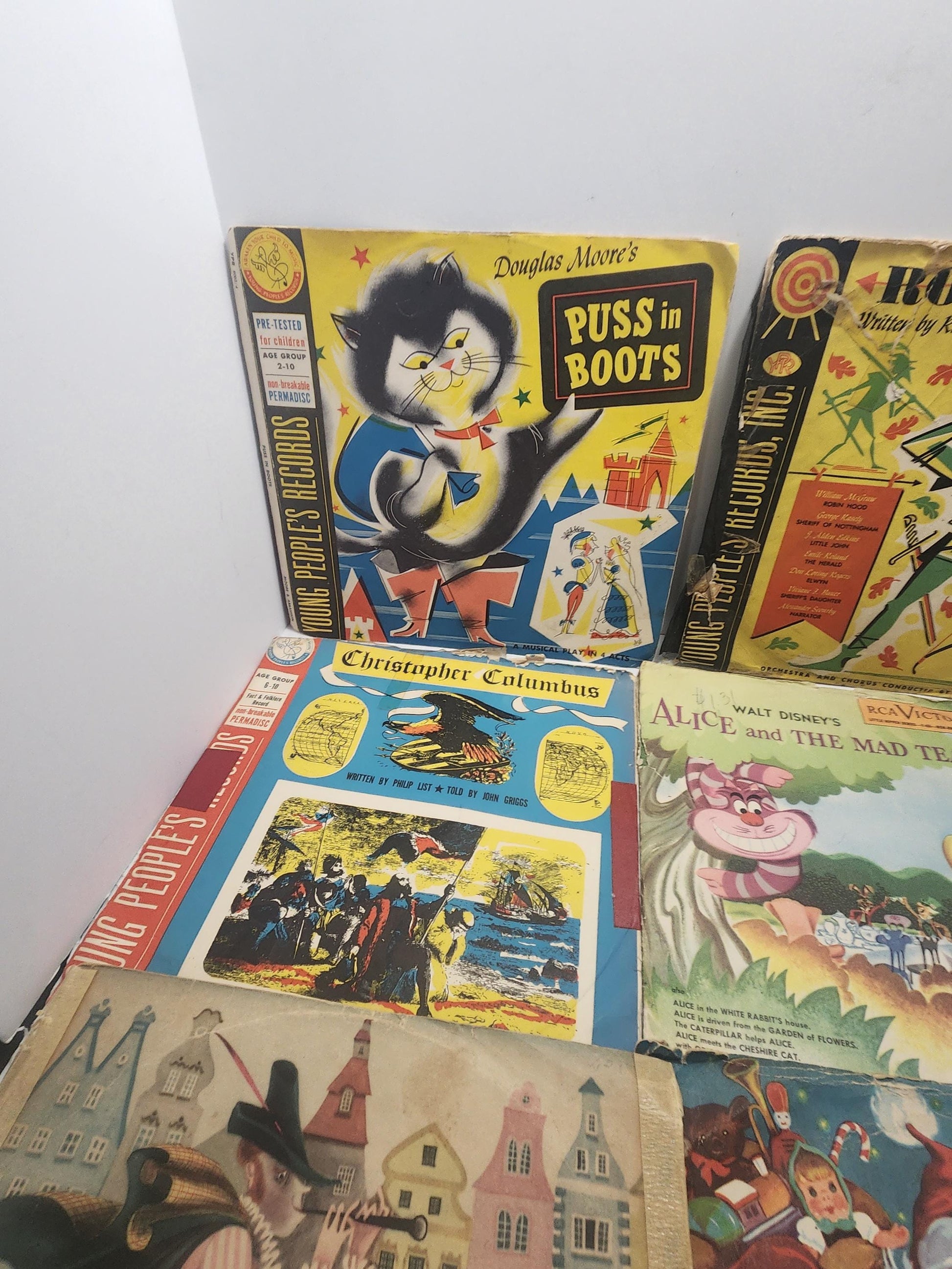 1950s LPs Vinyl Records Kids Stories - Robin Hood - Christmas - Puss In Boots - Alice In Wonderland - Christopher Columbus - Pied Piper