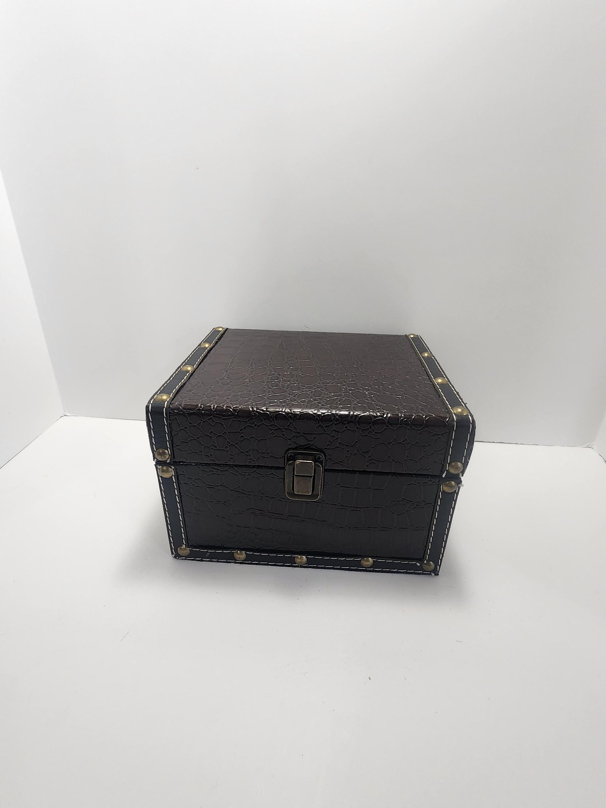 Vintage Black Big Sized Trinket Box - Trinkets - Boxes - Trinket Box - Possible Faux Or Alligator