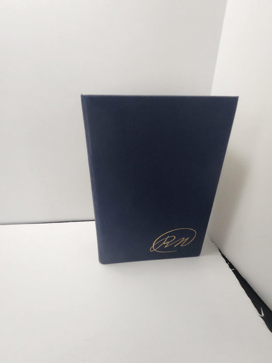 The Memoirs Of Richard Nixon In Book - Vintage Books - History - History Books - Nixon - Richard Nixon - Presidents - Presidential Books