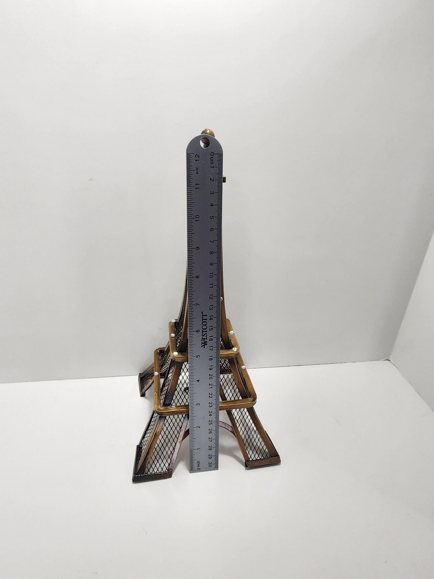 Eiffel Tower Centerpiece - Decor - Home Decor - Monuments - Eiffel Tower - France - Effiel Tower Decor - World - Centerpiece