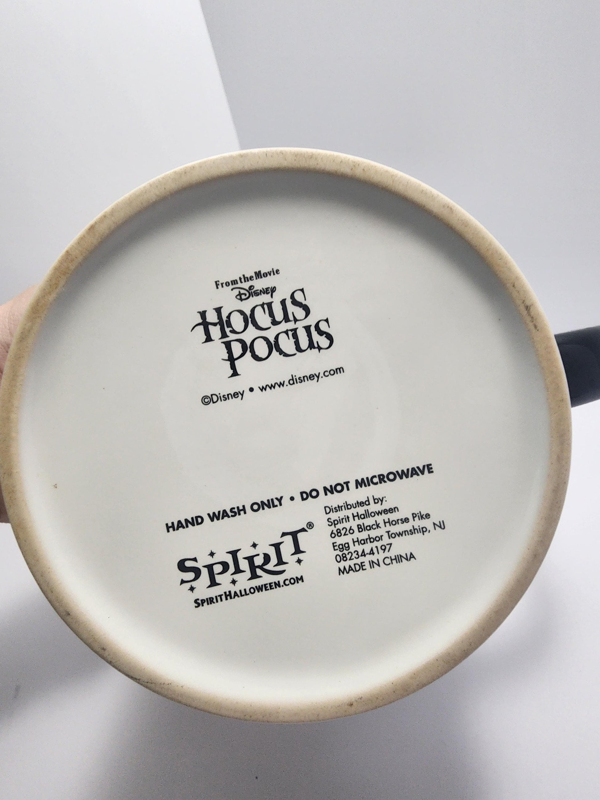 Disney Hocus Pocus Oversized Coffee Mug - Mugs - Gift Mugs - Hocus Pocus - Halloween - Disney - Disney Mug