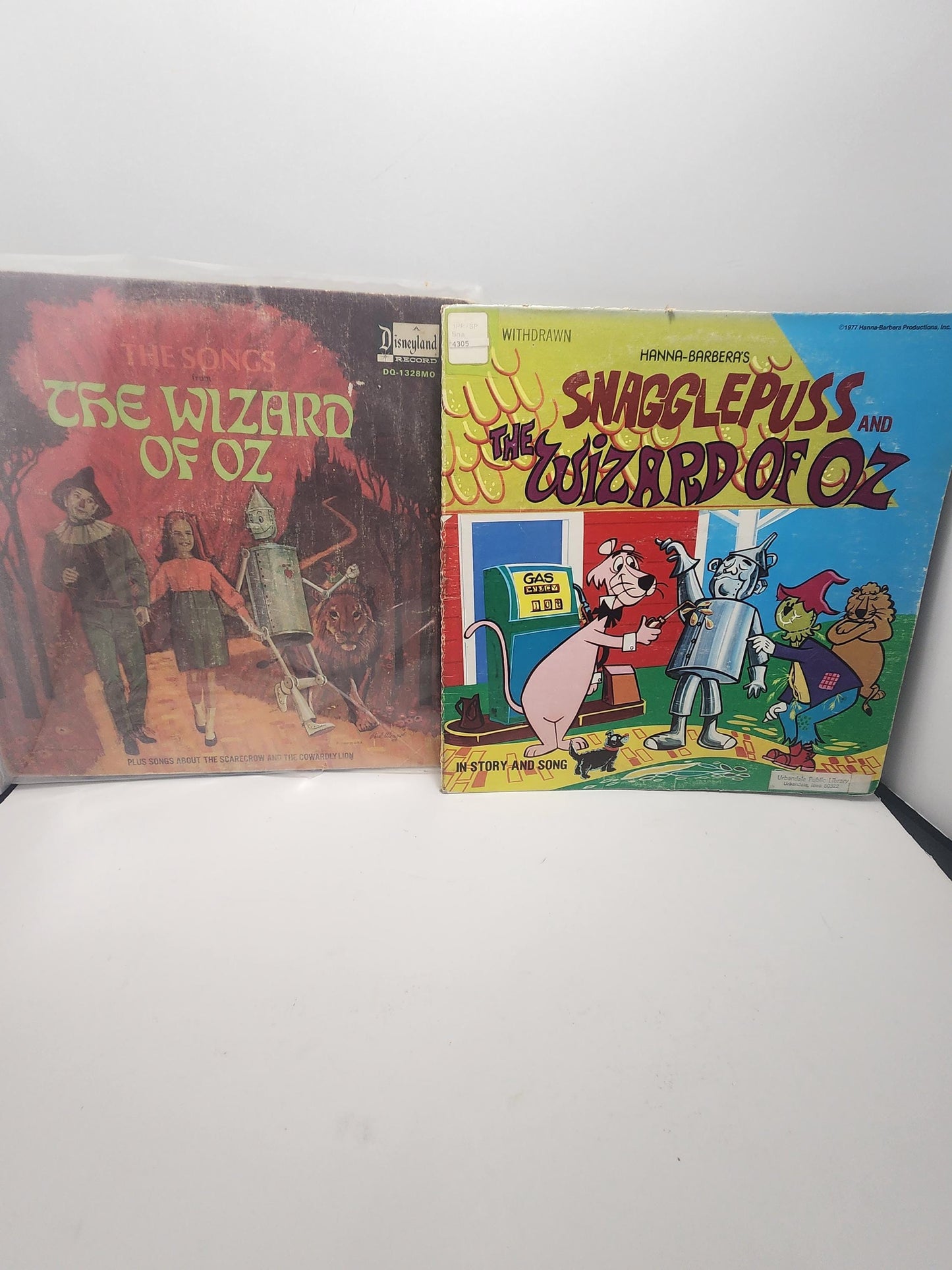 1960s The Wizard Of Oz Vinyl Records - Records - Vinyl - Vinyl Records - The Wizard Of Oz - Snagglepuss - Snaggle Puss - Wizard Of Oz
