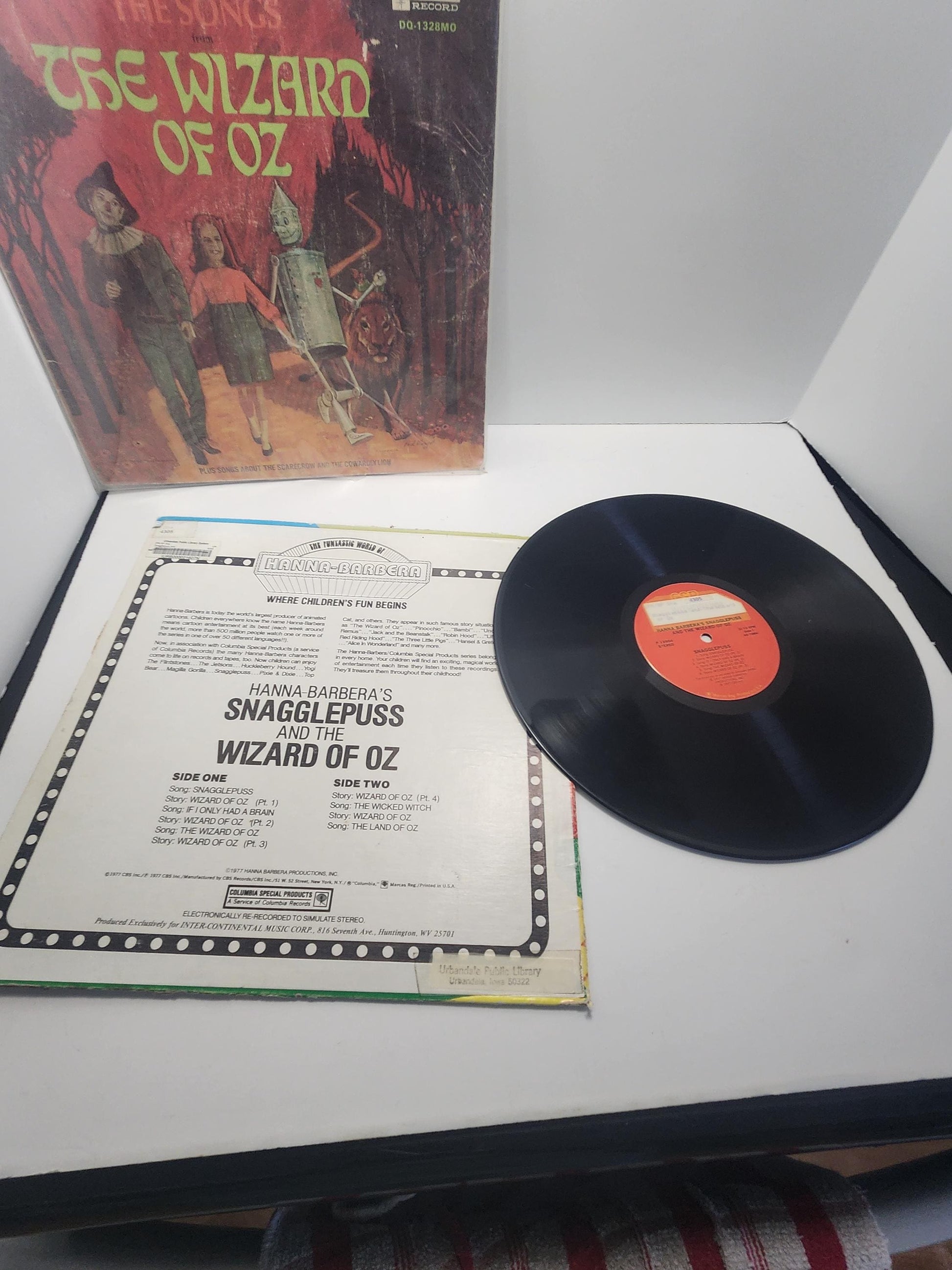 1960s The Wizard Of Oz Vinyl Records - Records - Vinyl - Vinyl Records - The Wizard Of Oz - Snagglepuss - Snaggle Puss - Wizard Of Oz