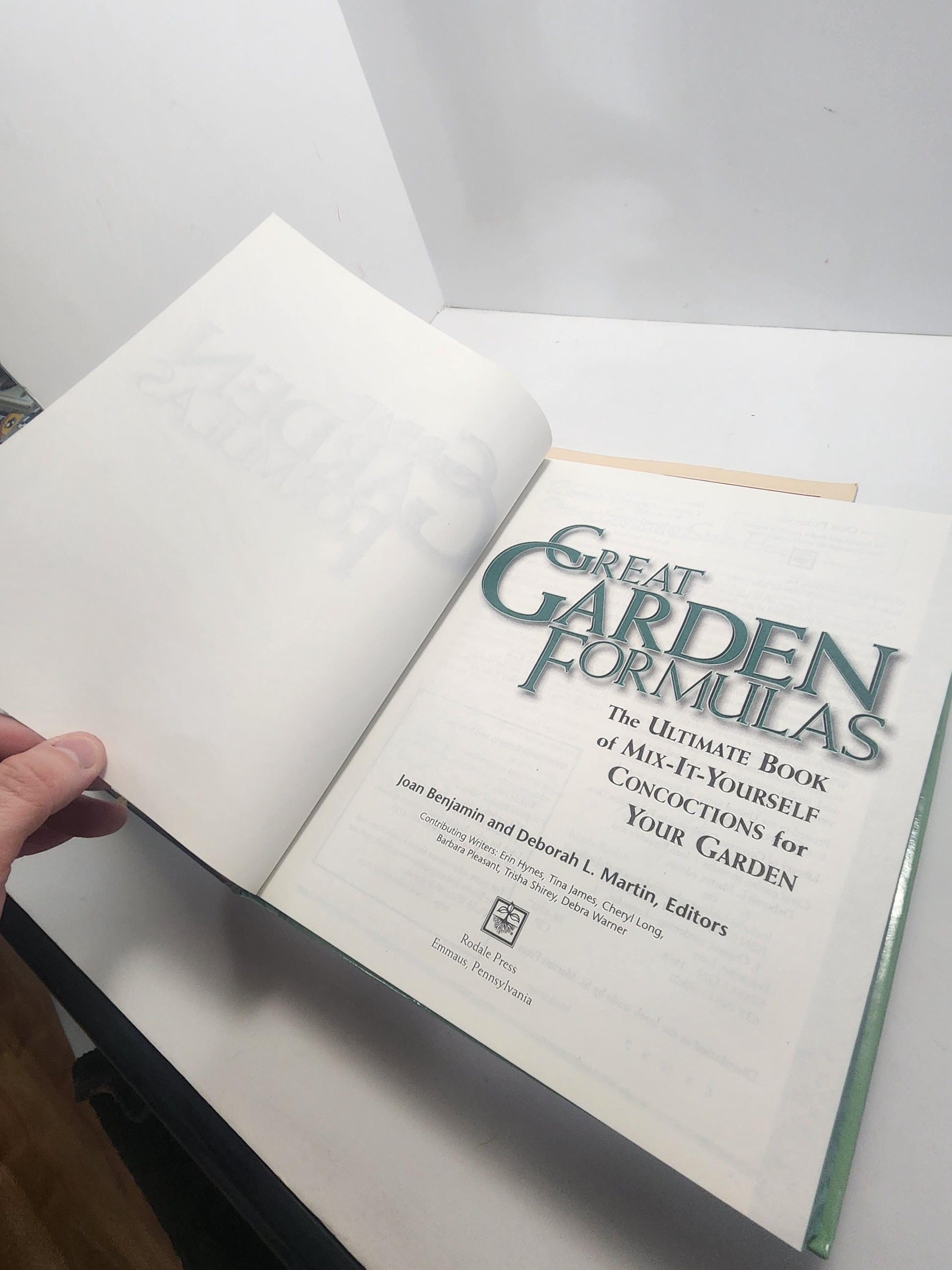 1990s Garden & Mushrooms Vintage Books - Mushrooms Of North America - Great Garden Formulas - Garden - Gardening - Gift For Gardener