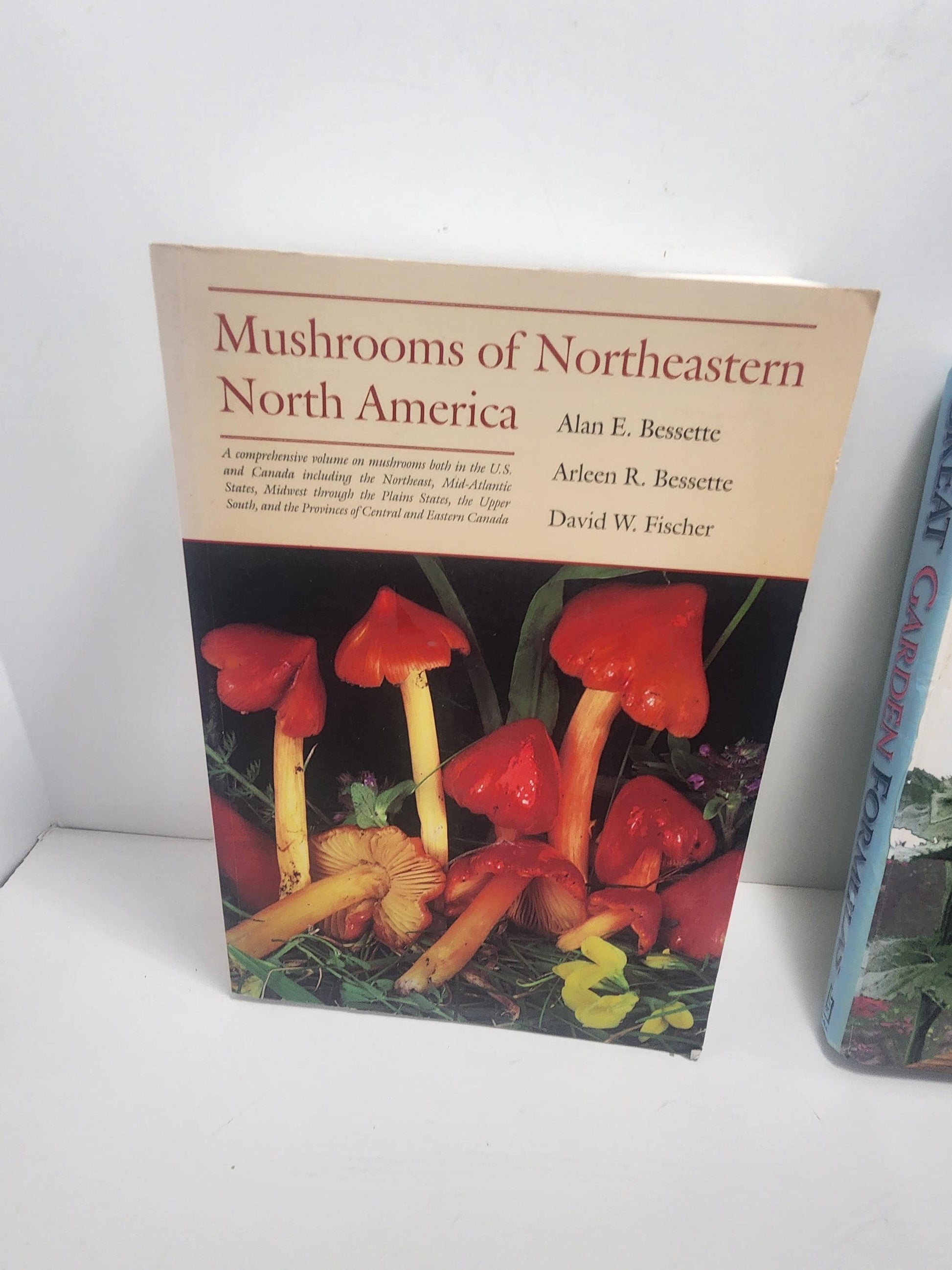 1990s Garden & Mushrooms Vintage Books - Mushrooms Of North America - Great Garden Formulas - Garden - Gardening - Gift For Gardener